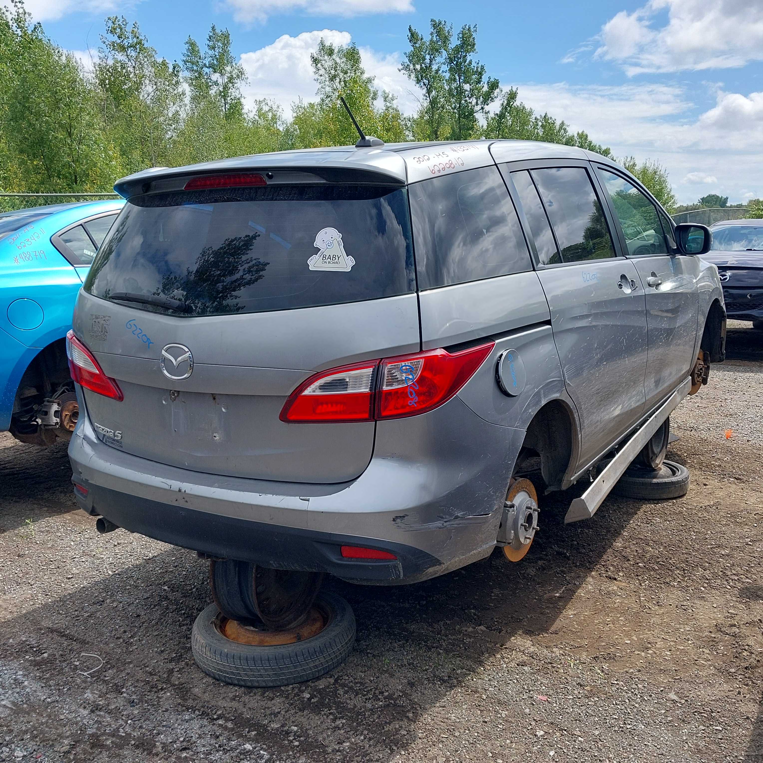 MAZDA MAZDA5 2012