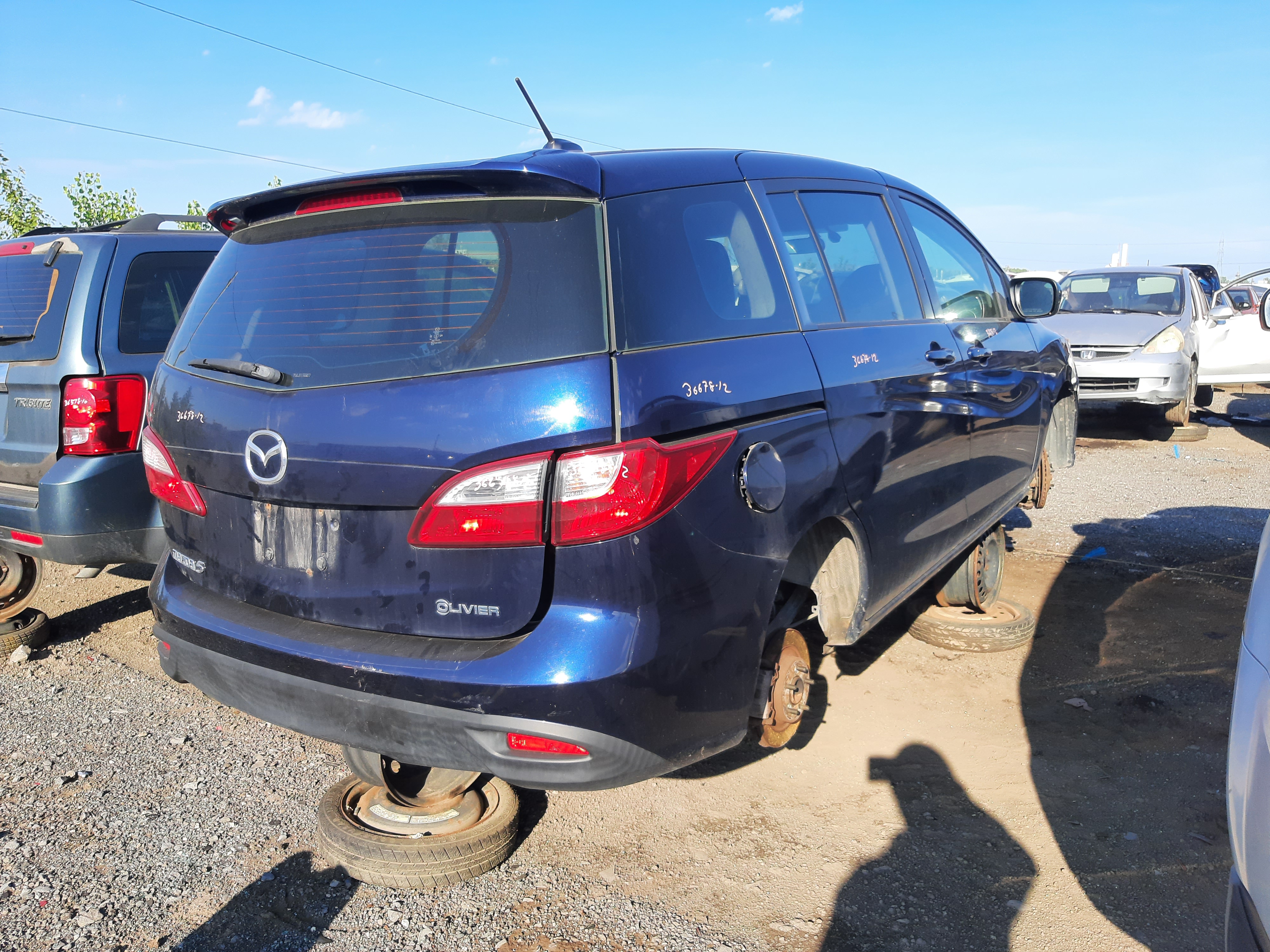 MAZDA MAZDA5 2012