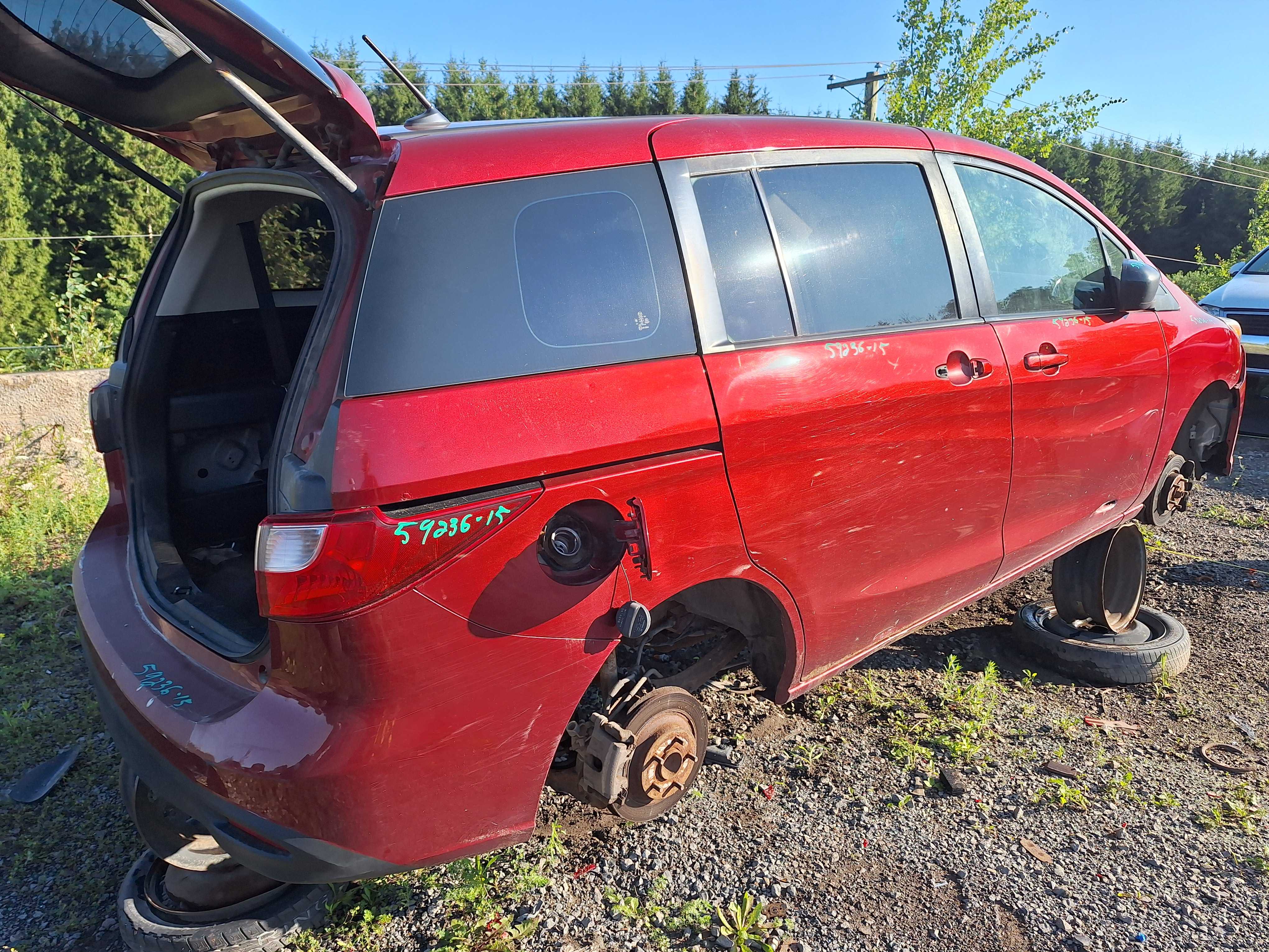 MAZDA MAZDA5 2015