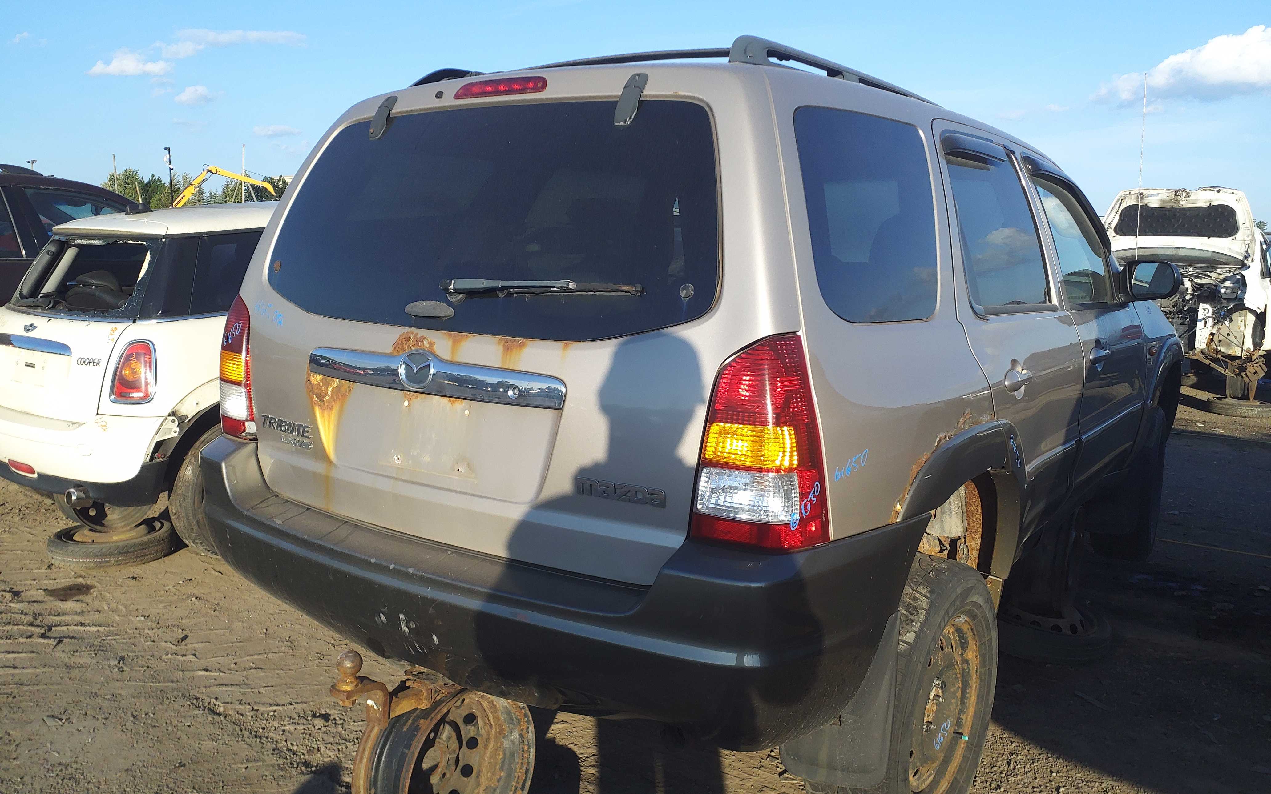 MAZDA TRIBUTE 2002