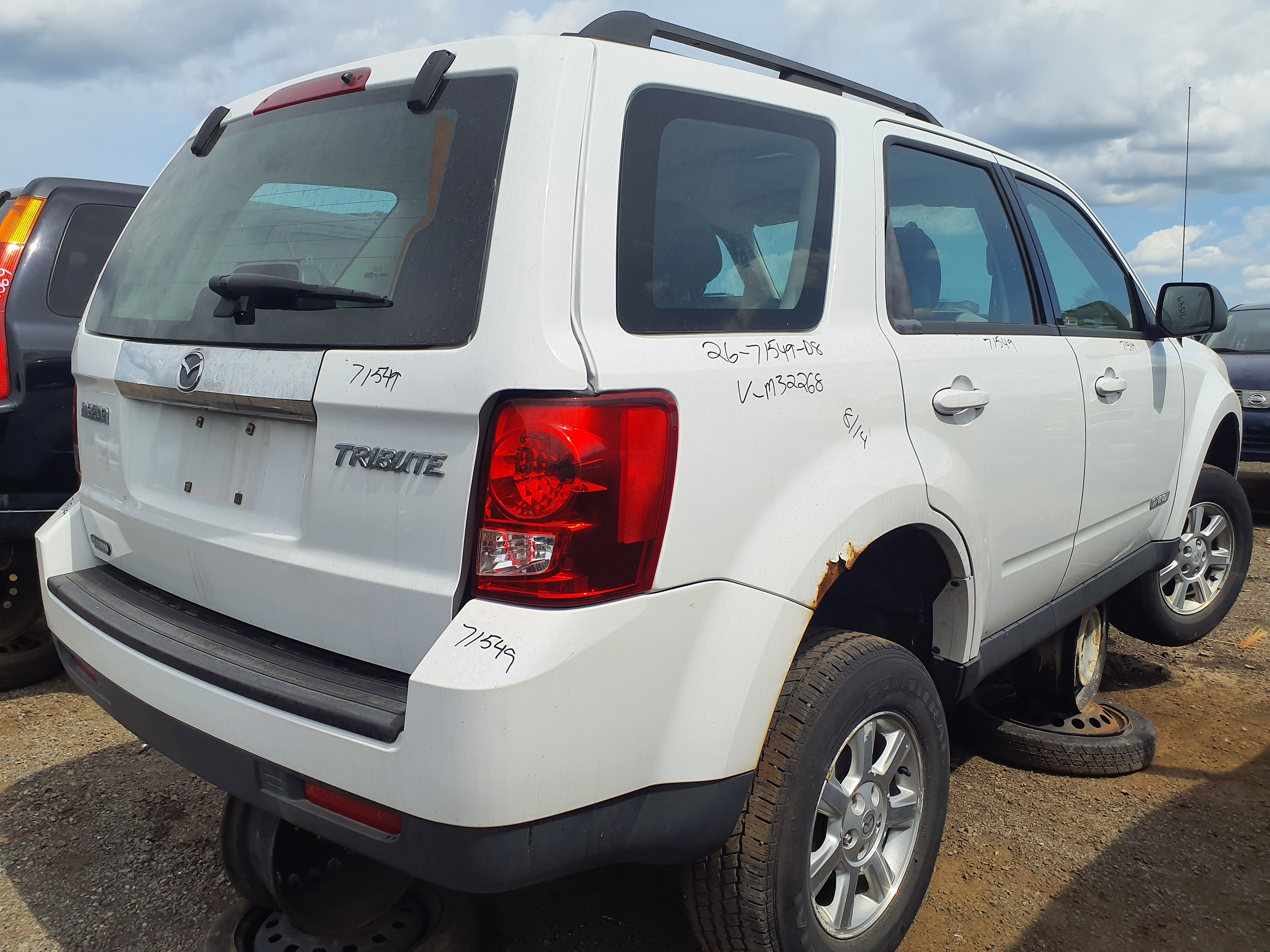 MAZDA TRIBUTE 2008