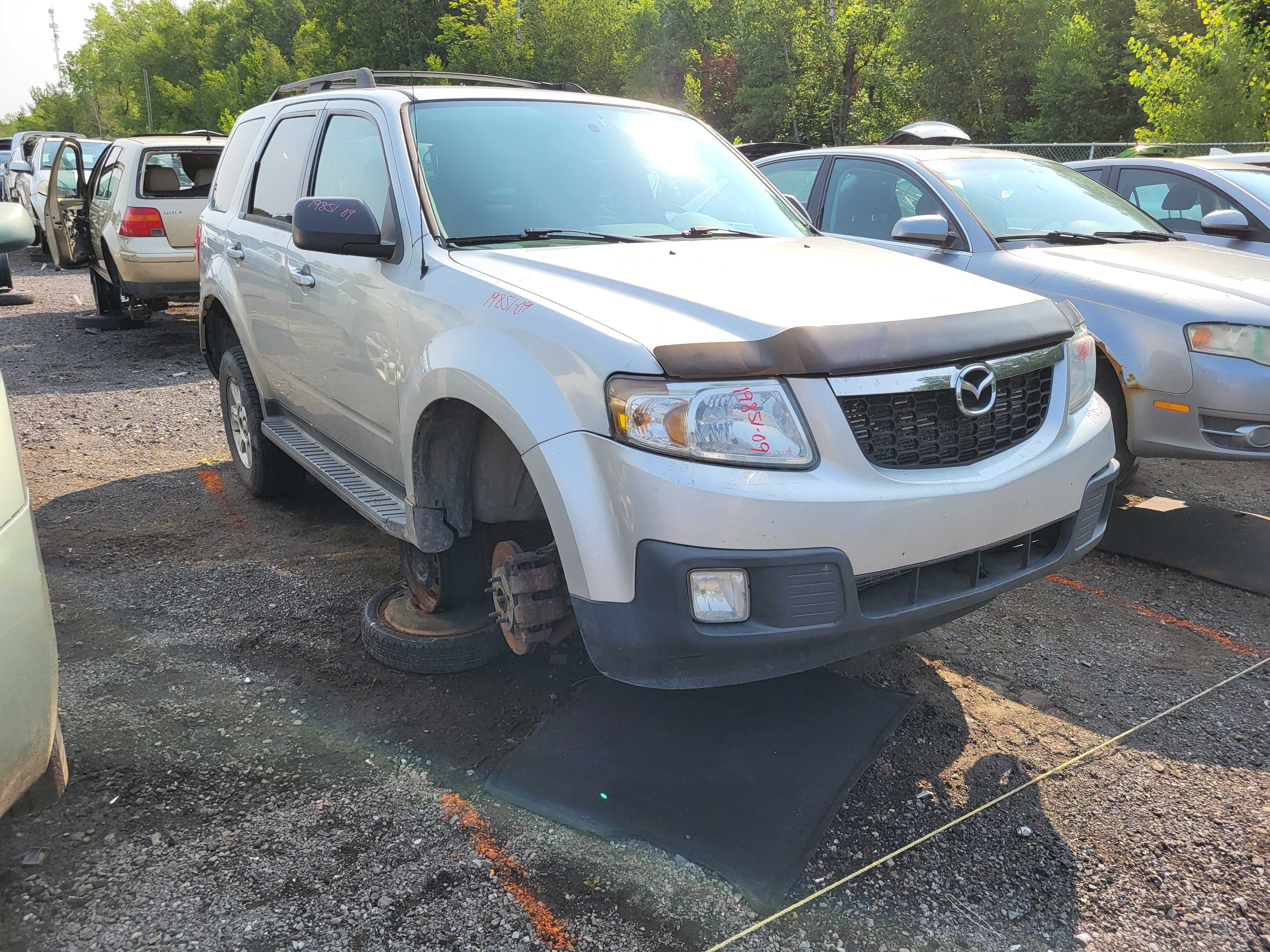 MAZDA TRIBUTE 2009