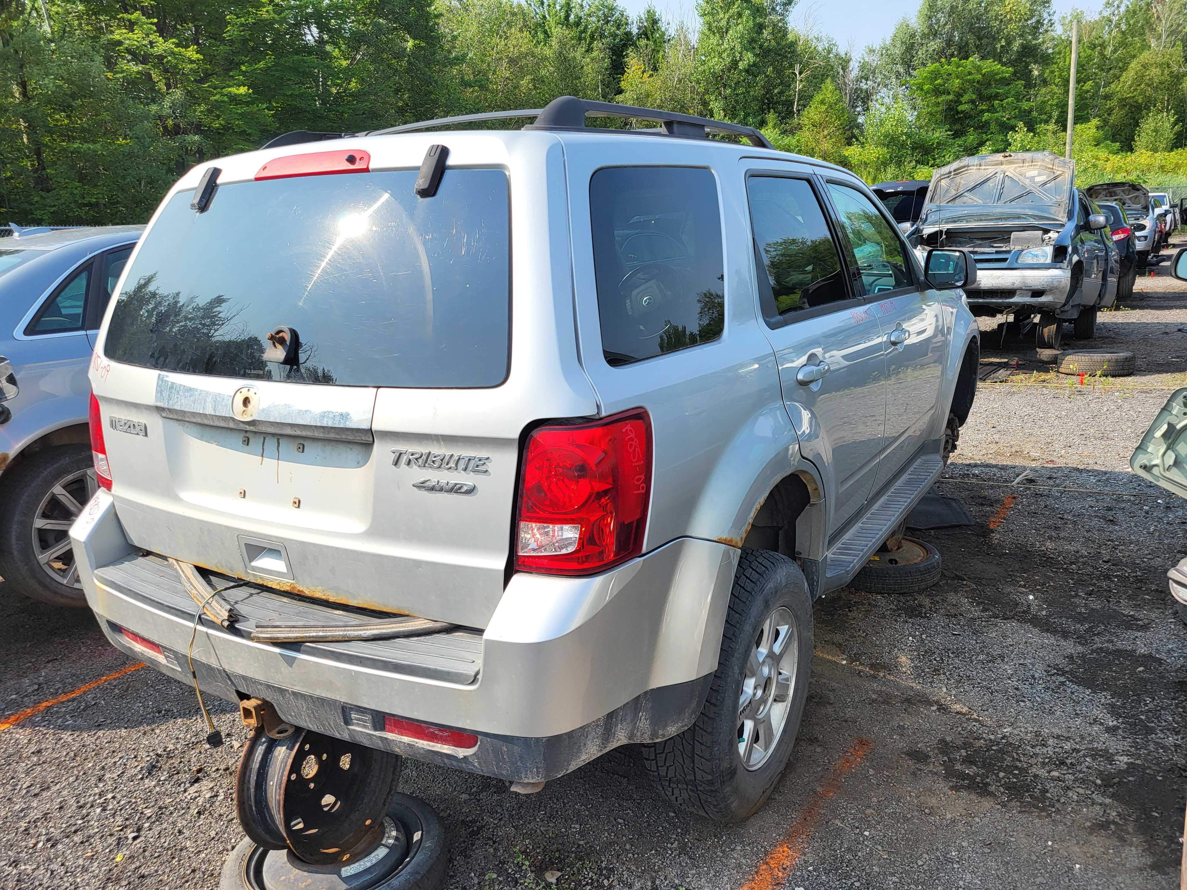 MAZDA TRIBUTE 2009