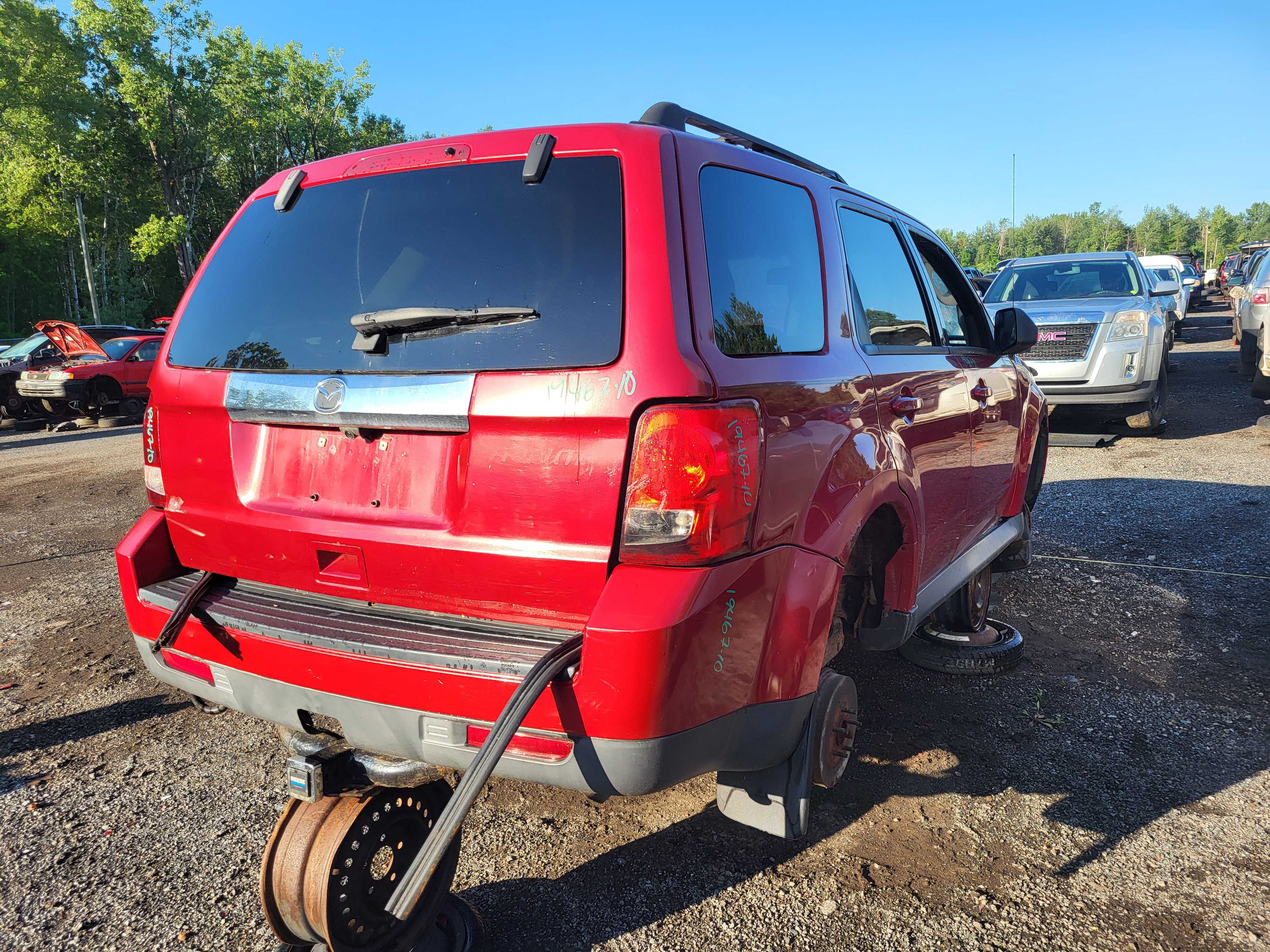 MAZDA TRIBUTE 2010