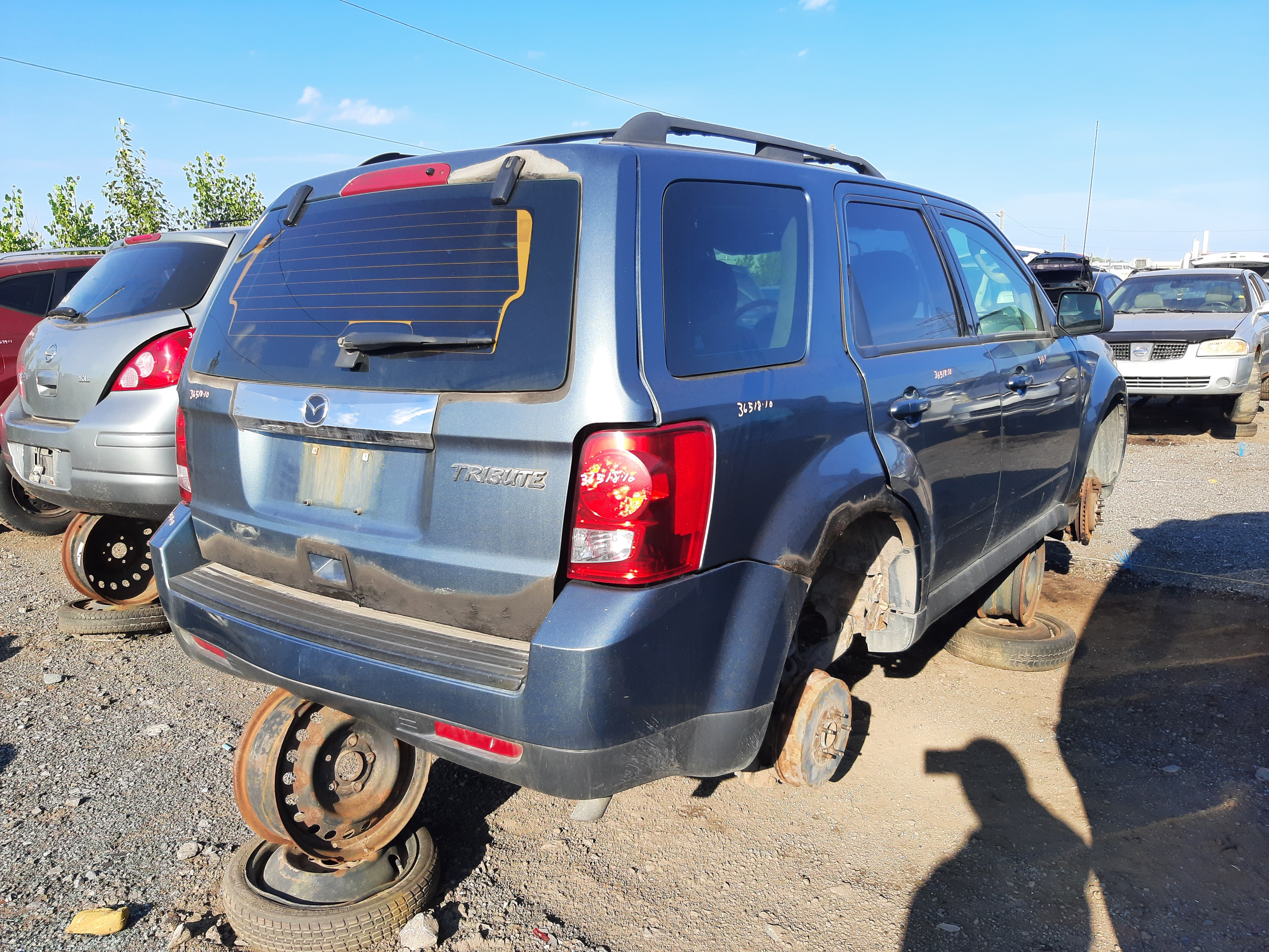MAZDA TRIBUTE 2010