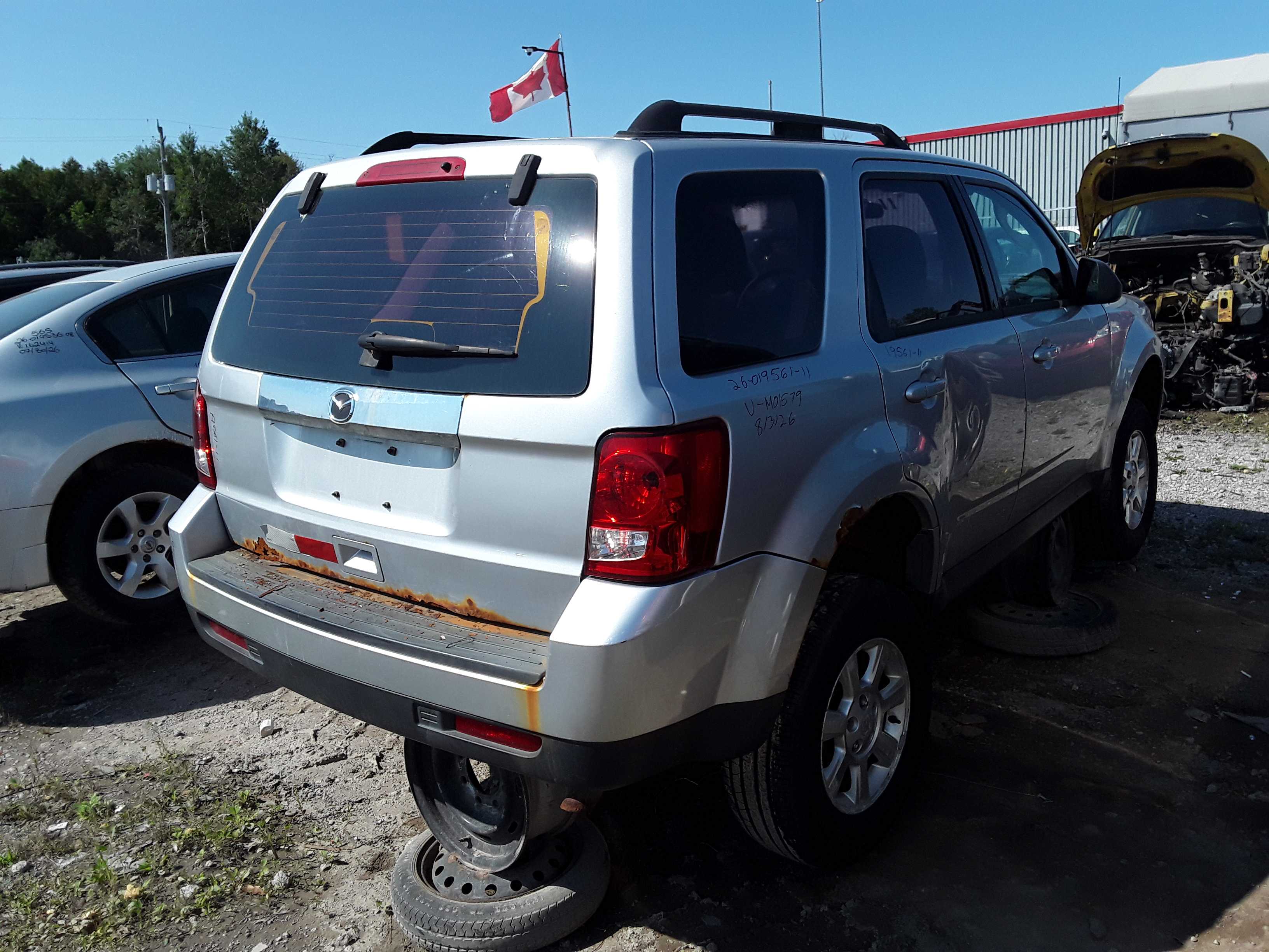 MAZDA TRIBUTE 2011