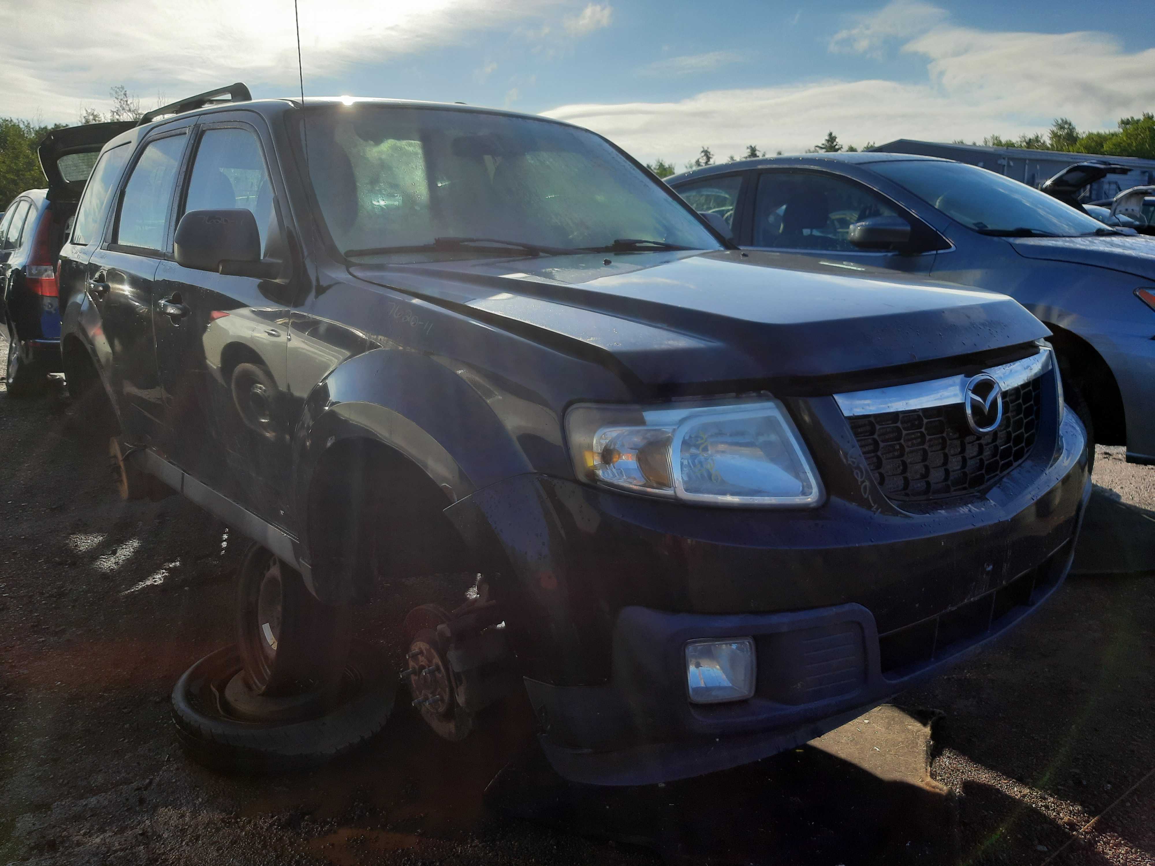 MAZDA TRIBUTE 2011