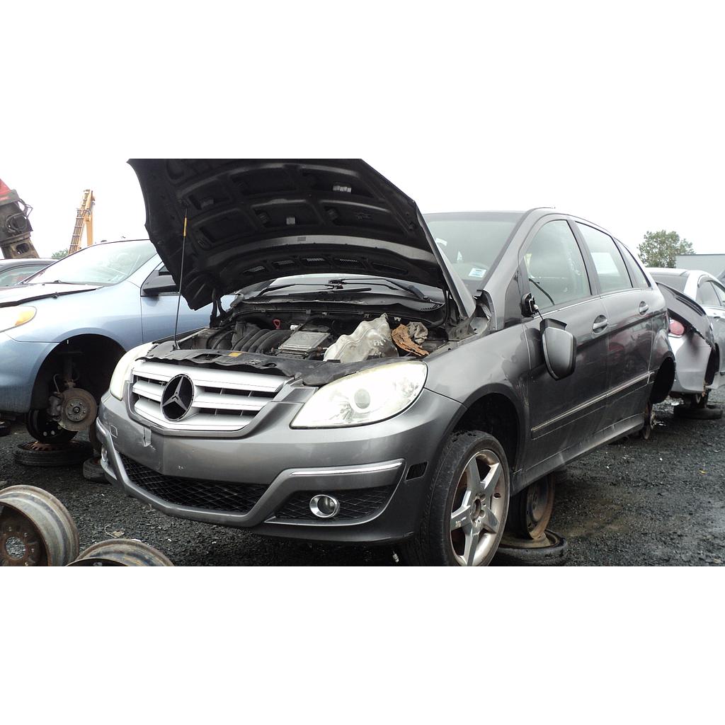 MERCEDES-BENZ B-CLASS 2009