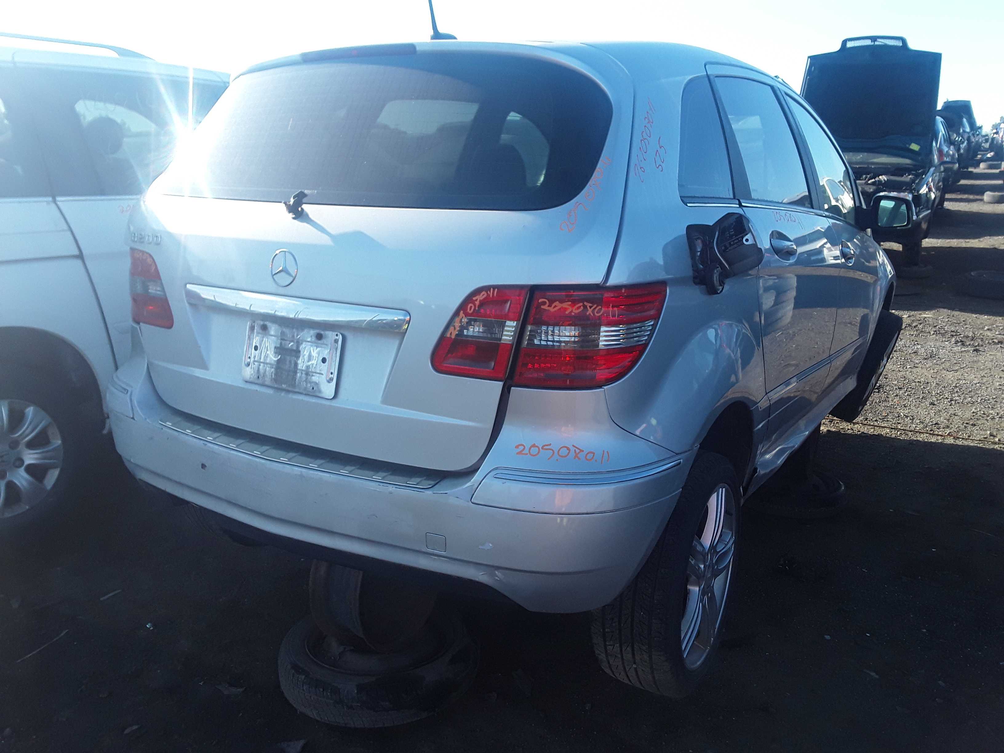 MERCEDES-BENZ B-CLASS 2011