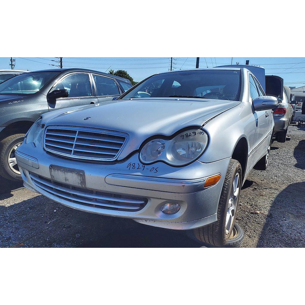 MERCEDES-BENZ C-CLASS 2005