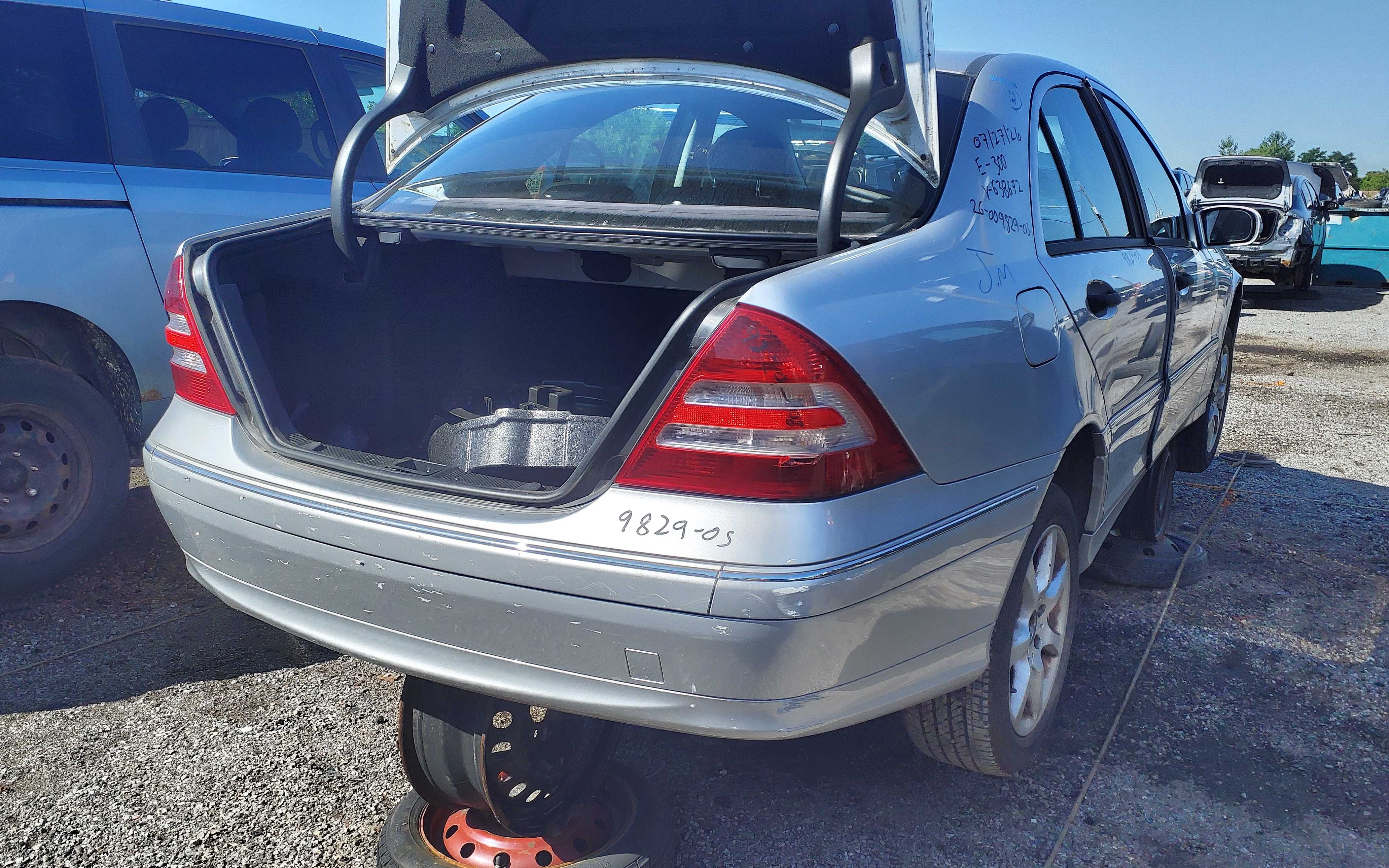 MERCEDES-BENZ C-CLASS 2005