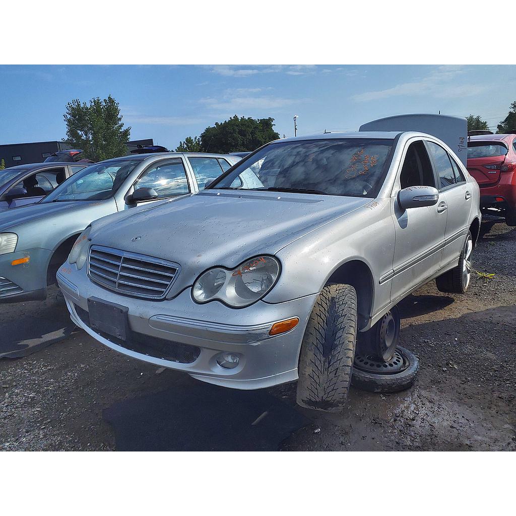 MERCEDES-BENZ C-CLASS 2005