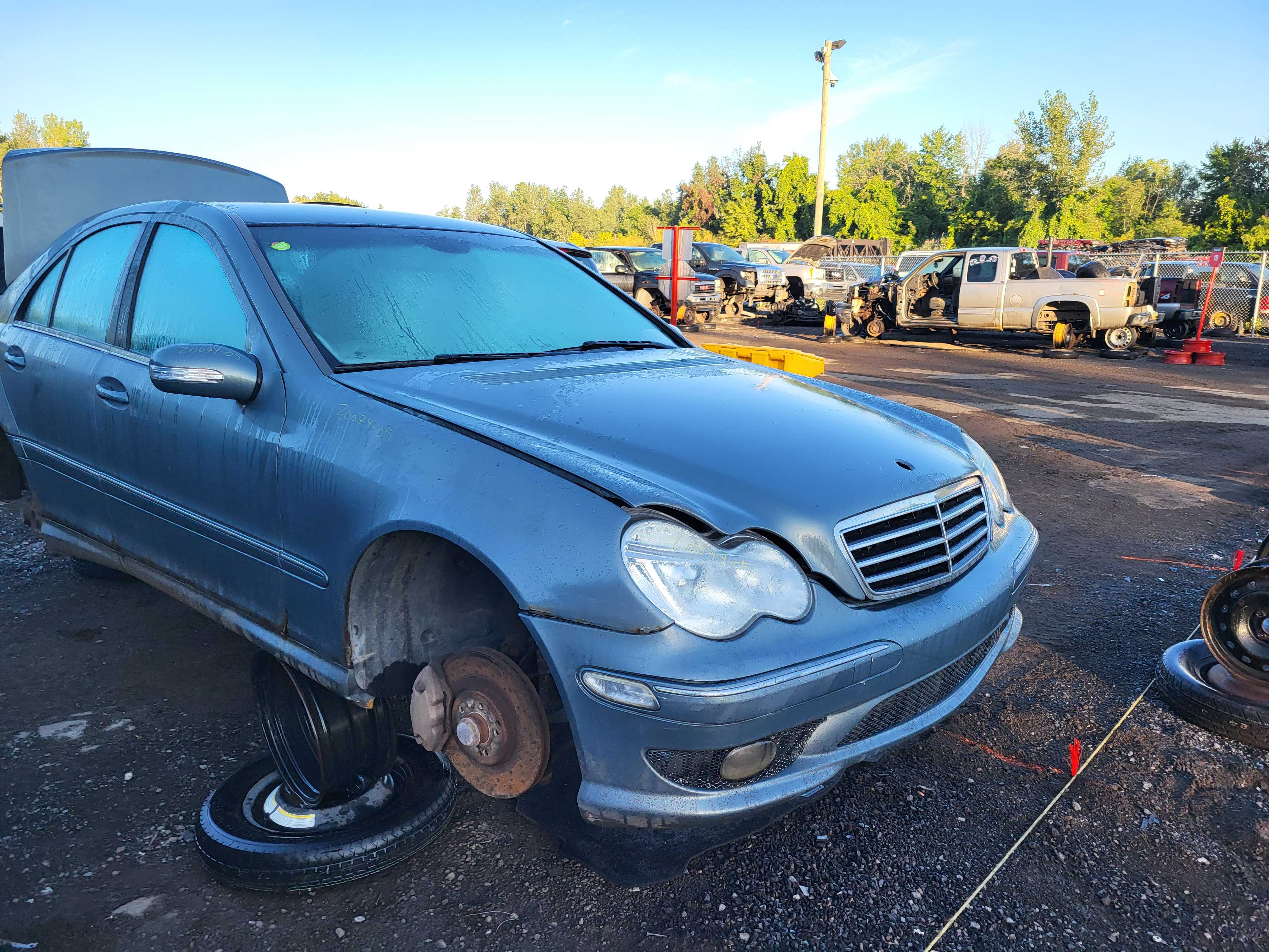 MERCEDES-BENZ C-CLASS 2005