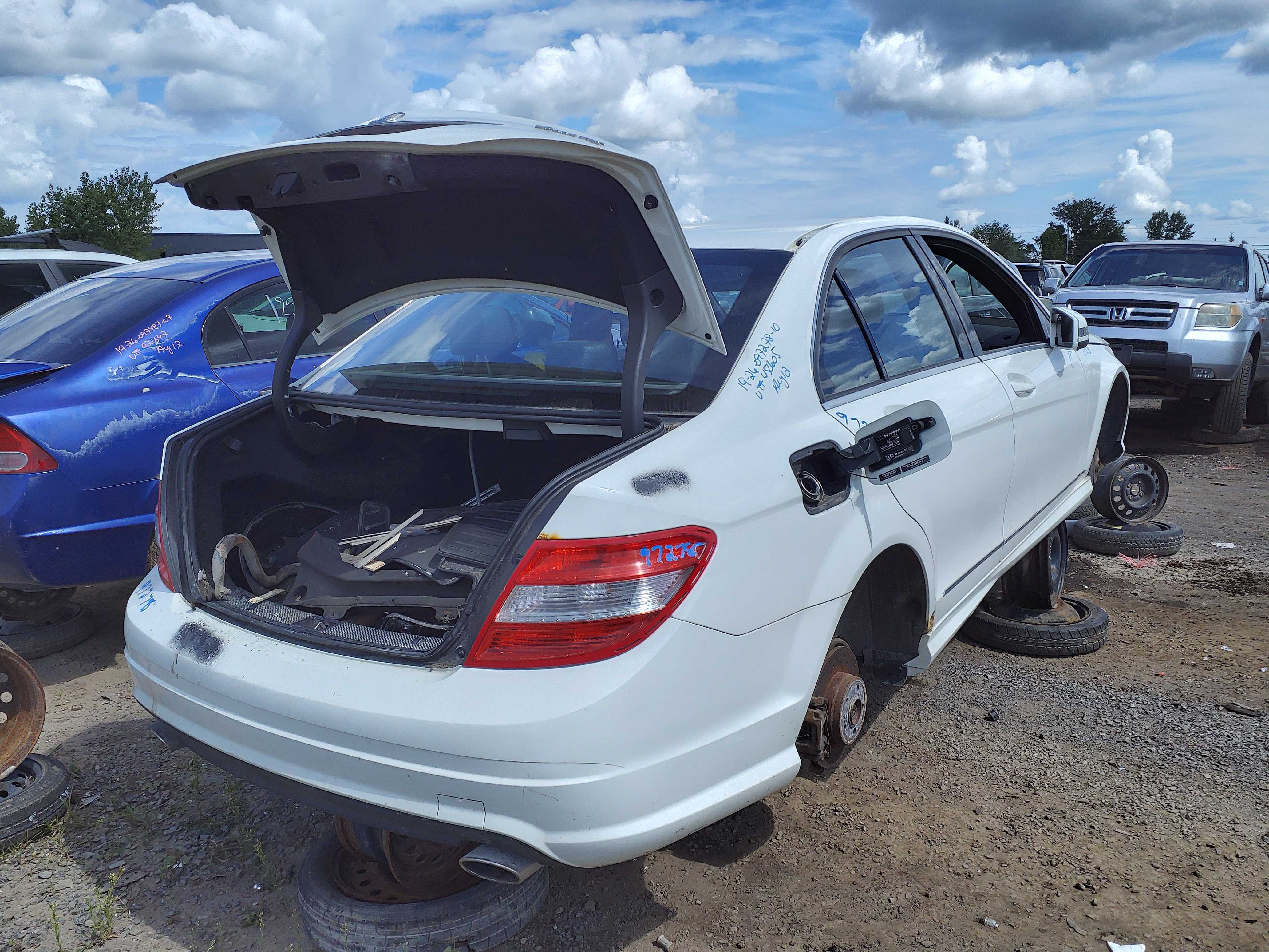 MERCEDES-BENZ C-CLASS 2010