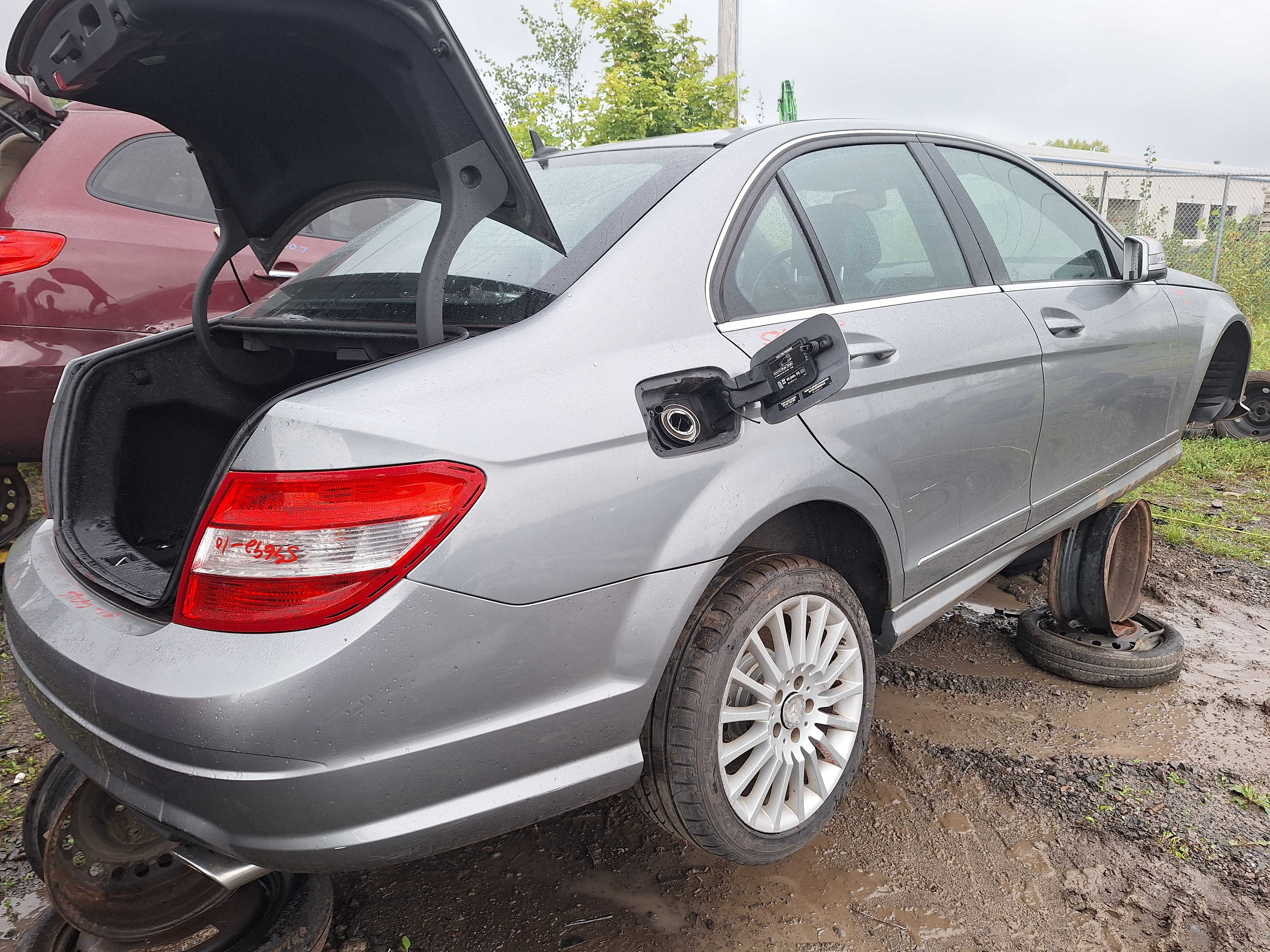 MERCEDES-BENZ C-CLASS 2010