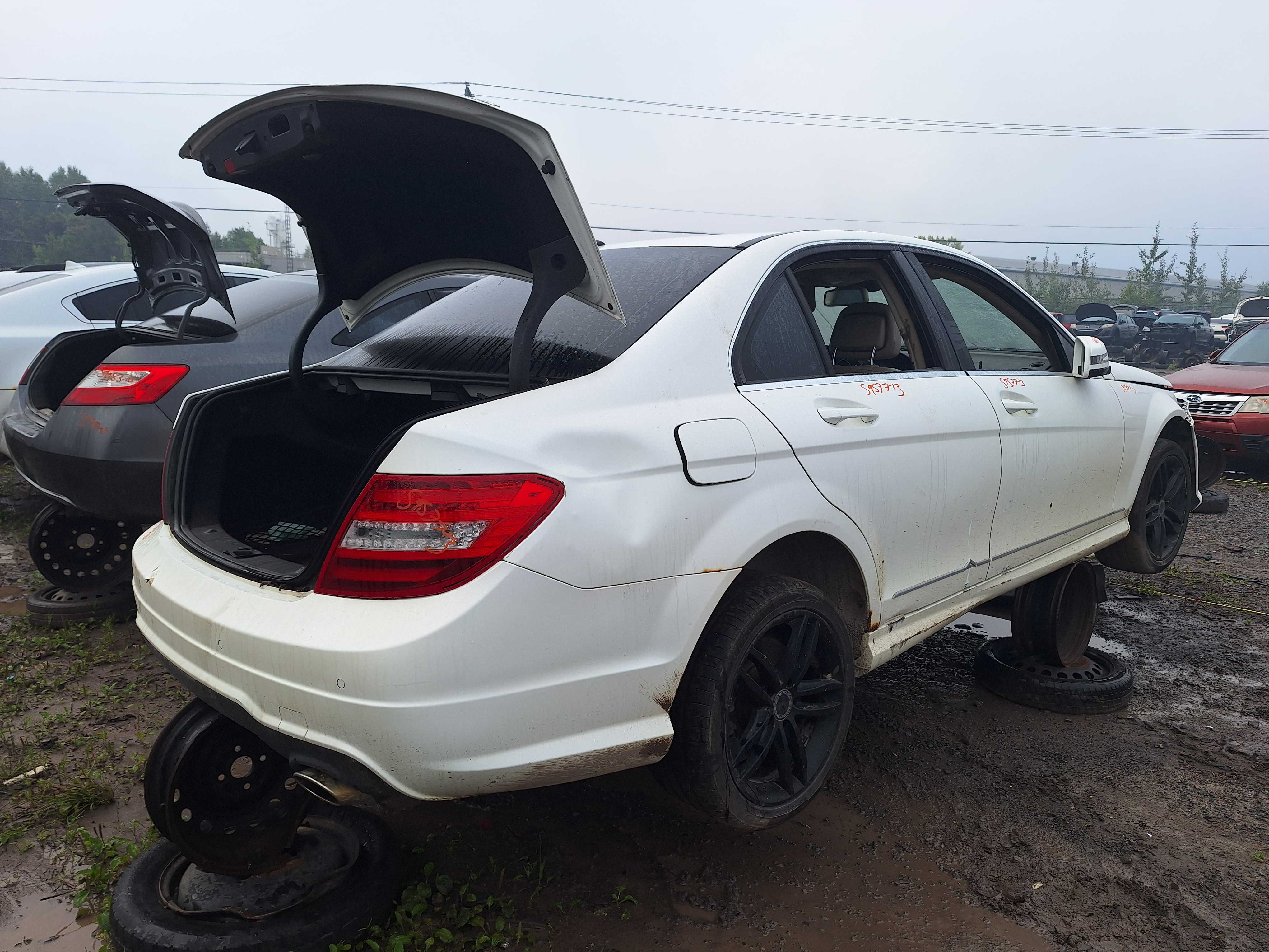MERCEDES-BENZ C-CLASS 2013
