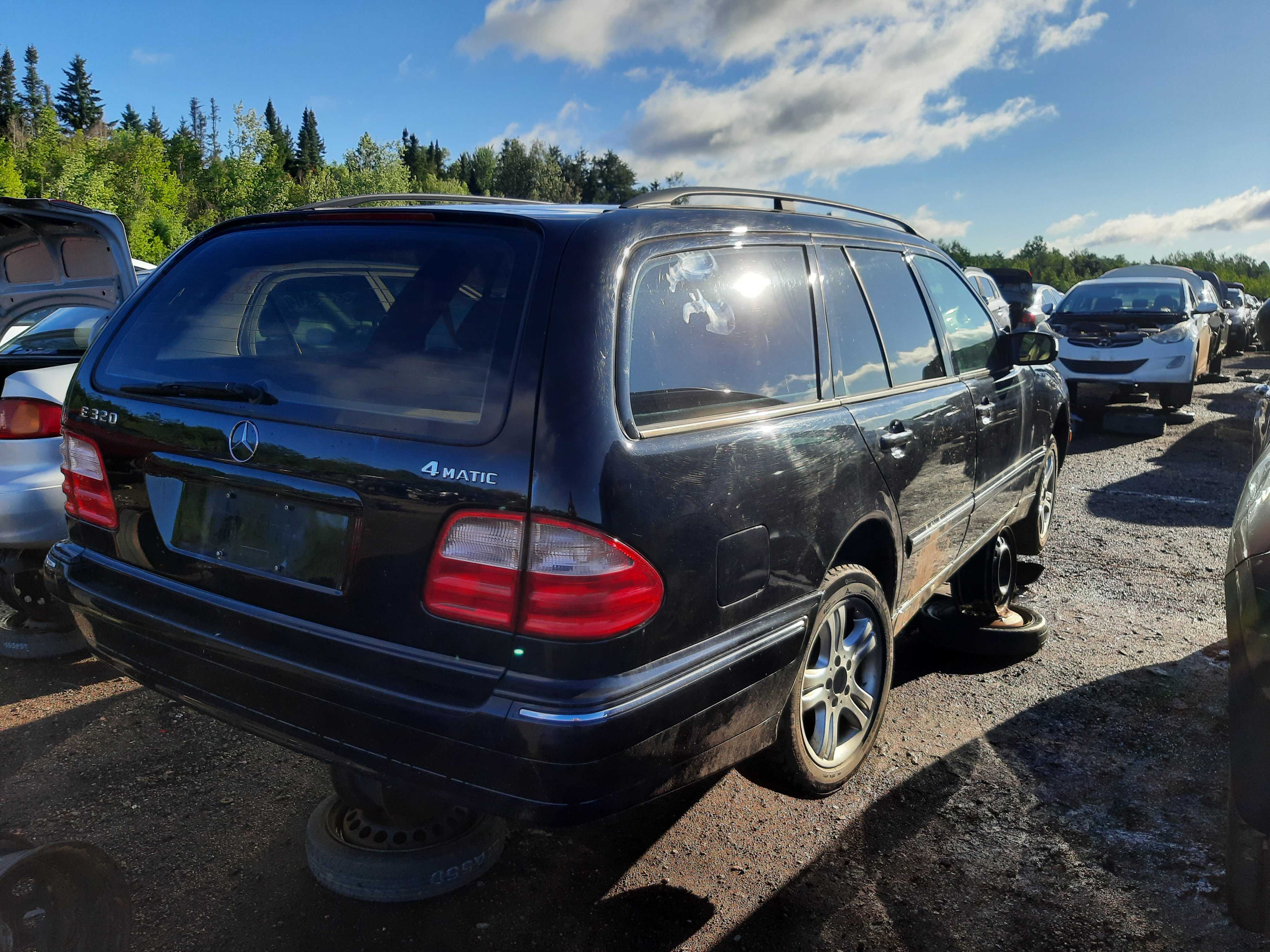 MERCEDES-BENZ E-CLASS 2002