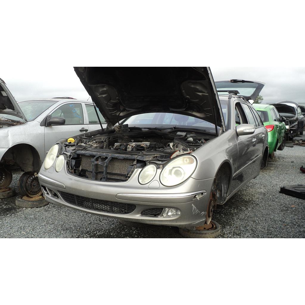 MERCEDES-BENZ E-CLASS 2004