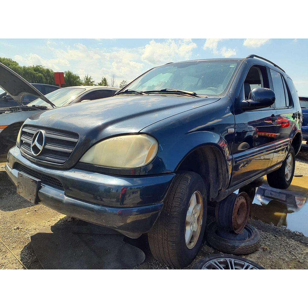 MERCEDES-BENZ M-CLASS 2001
