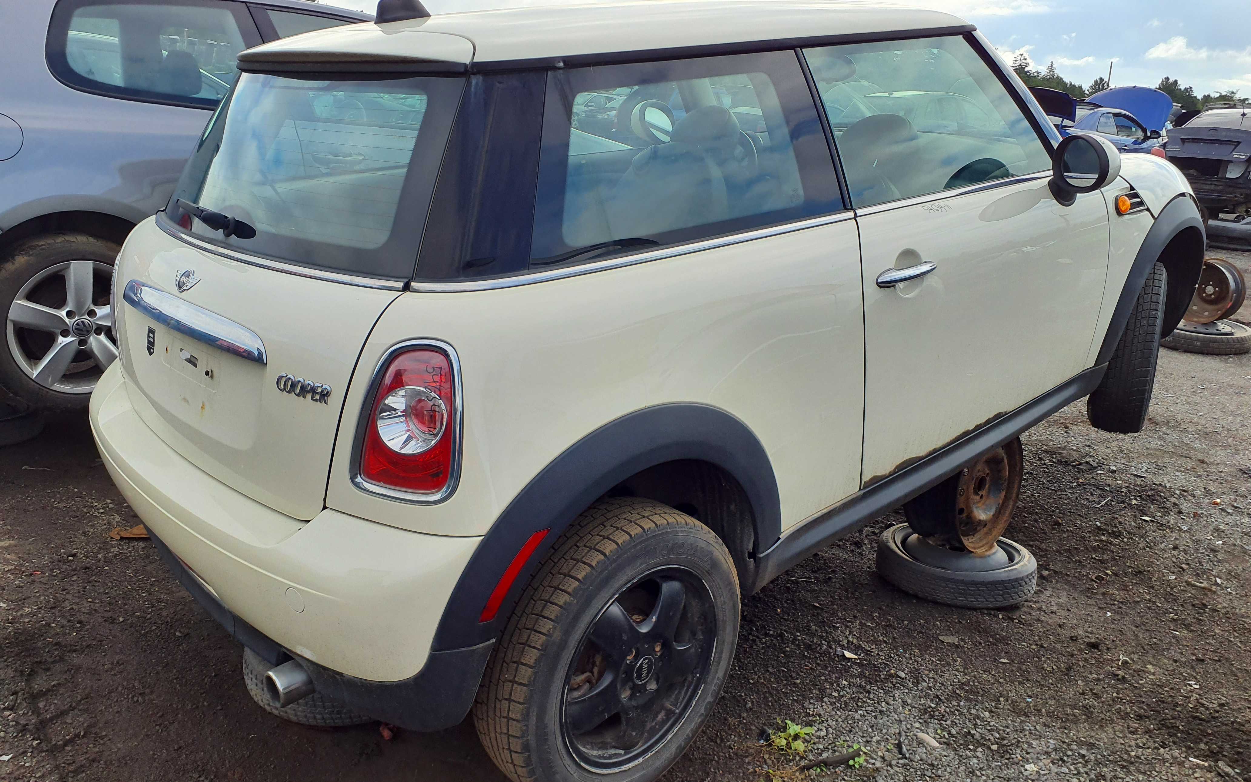 MINI COOPER 2011