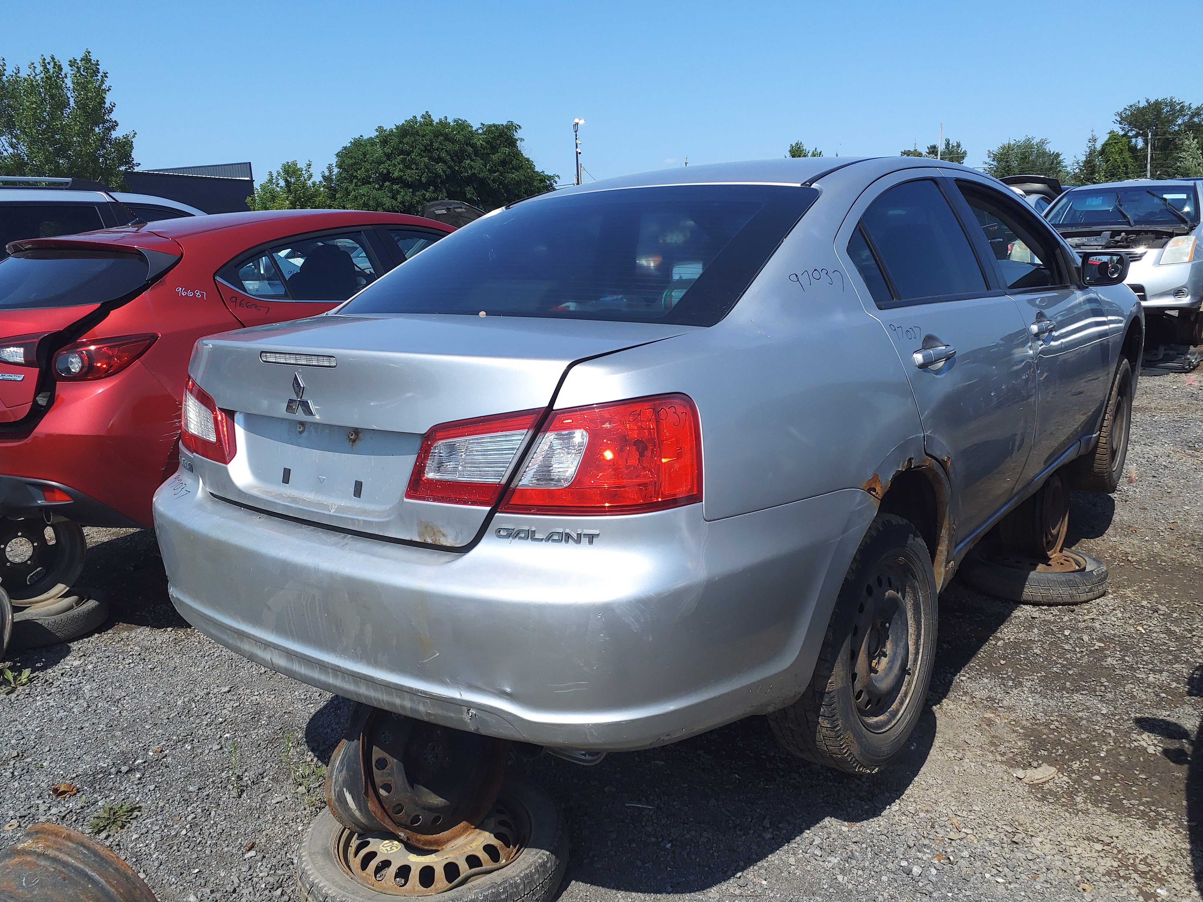 MITSUBISHI GALANT 2009