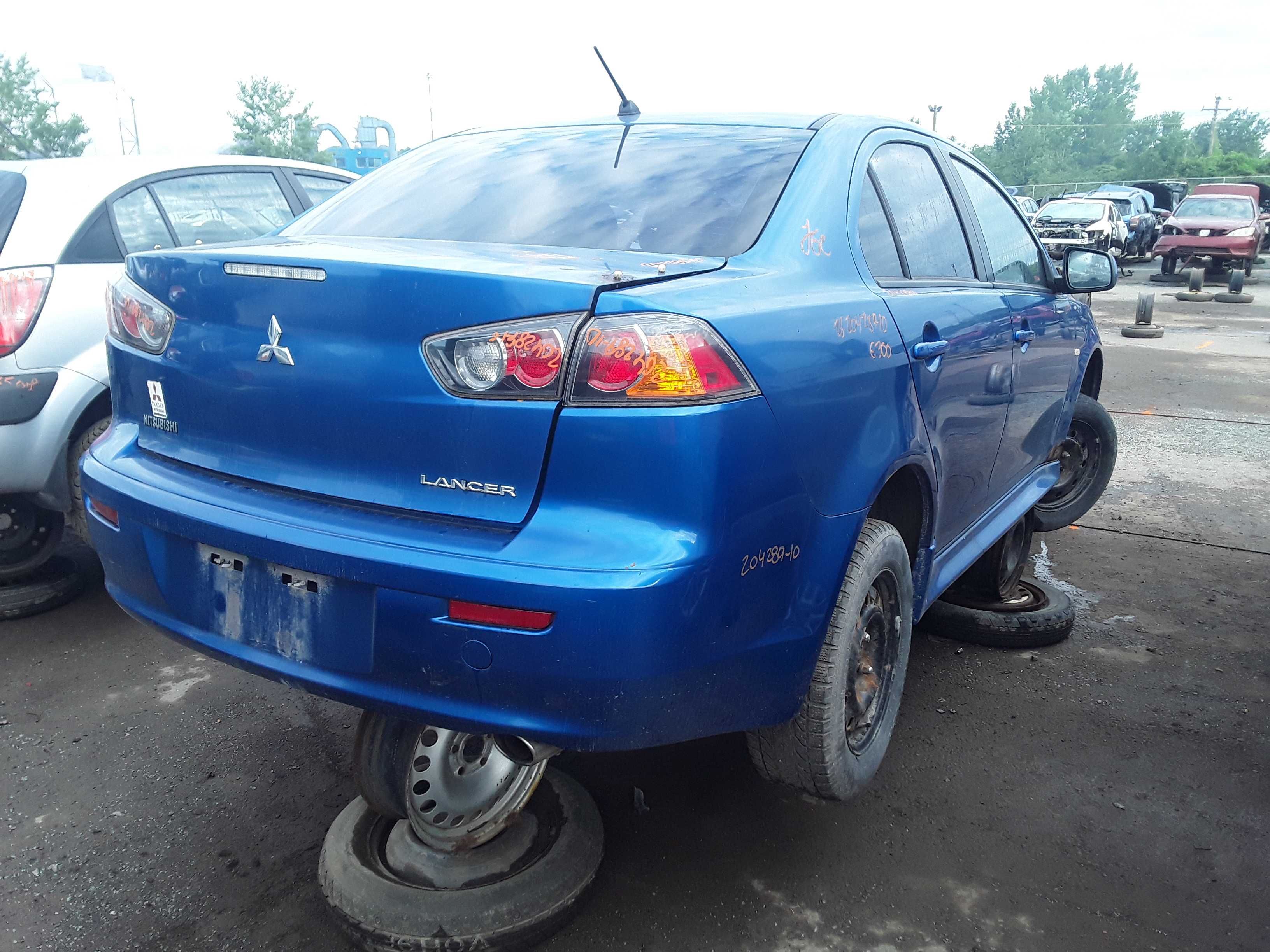 MITSUBISHI LANCER 2010
