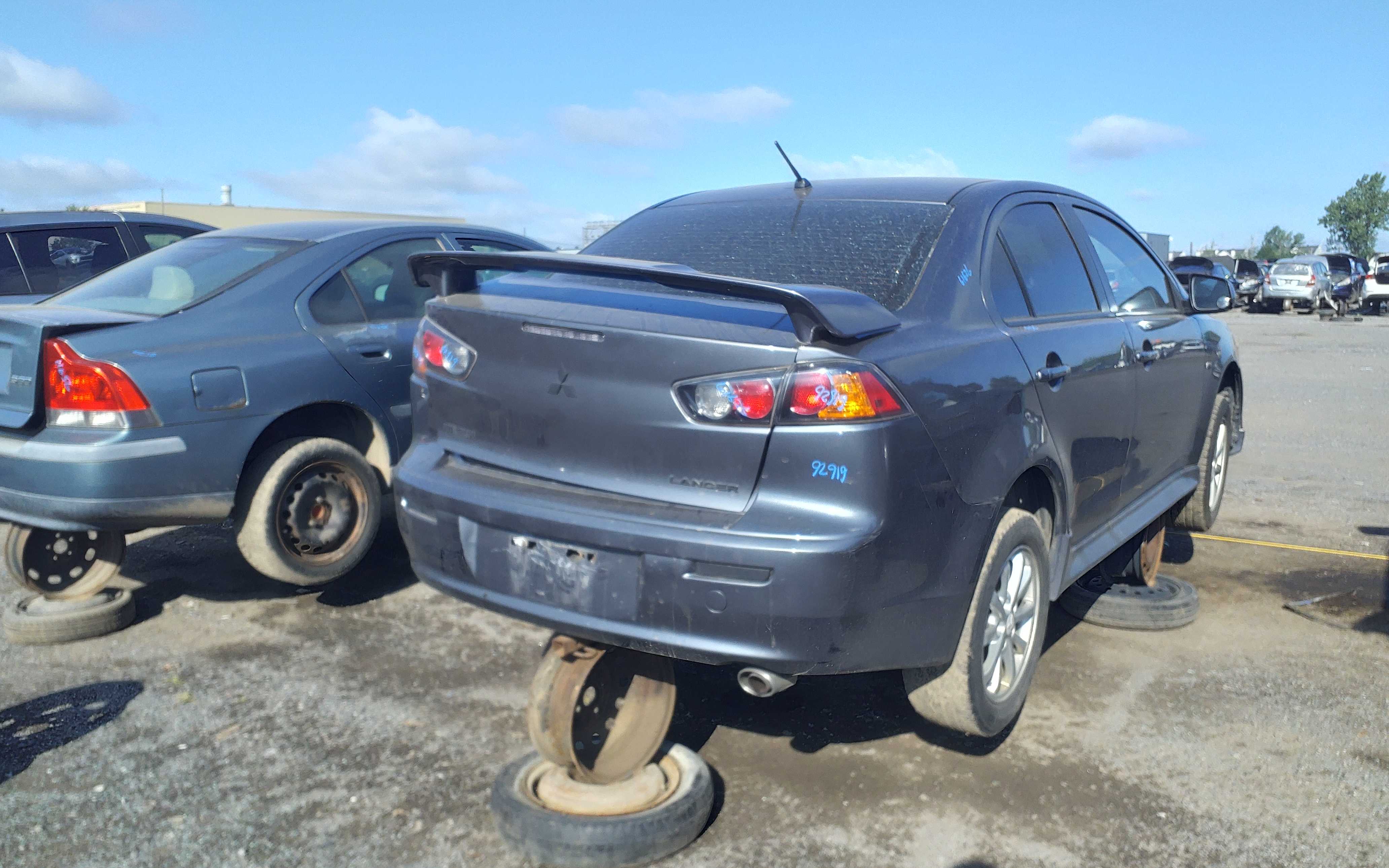 MITSUBISHI LANCER 2010