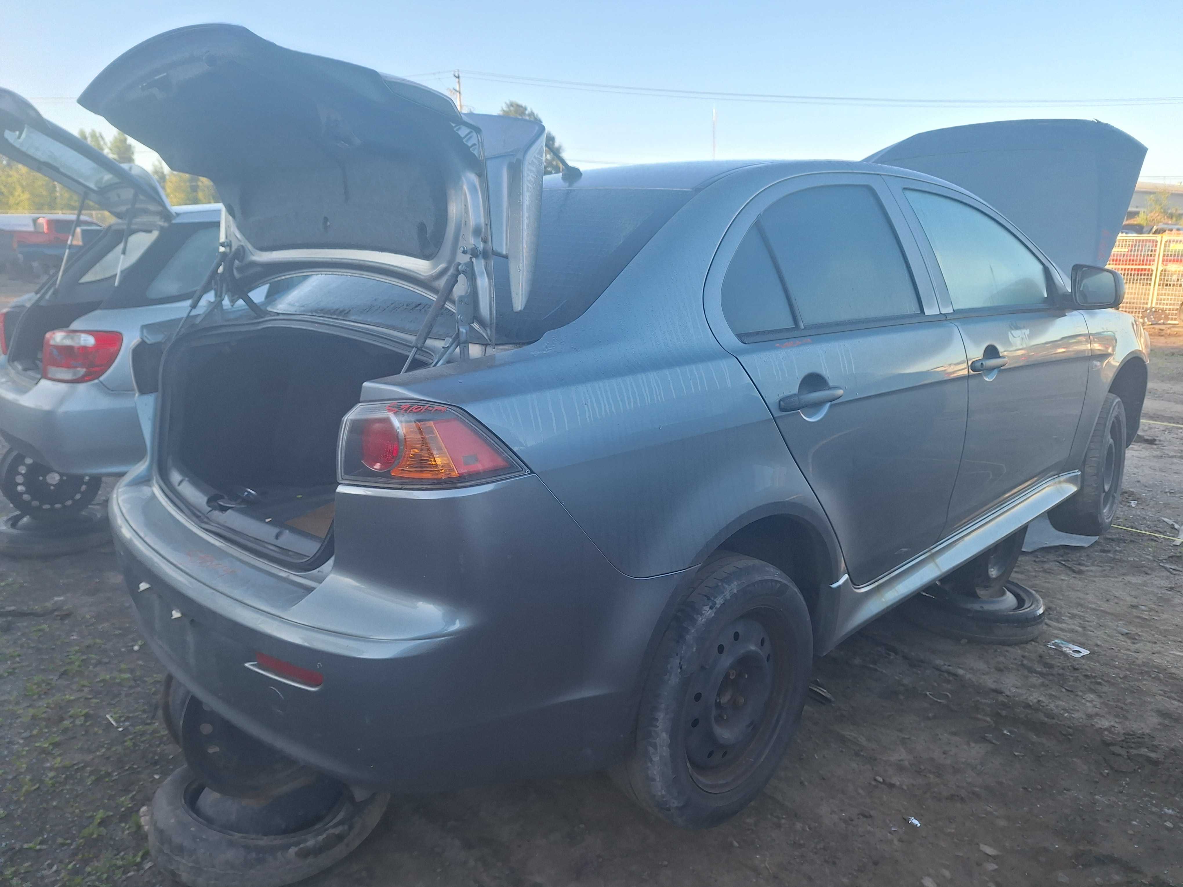 MITSUBISHI LANCER 2014