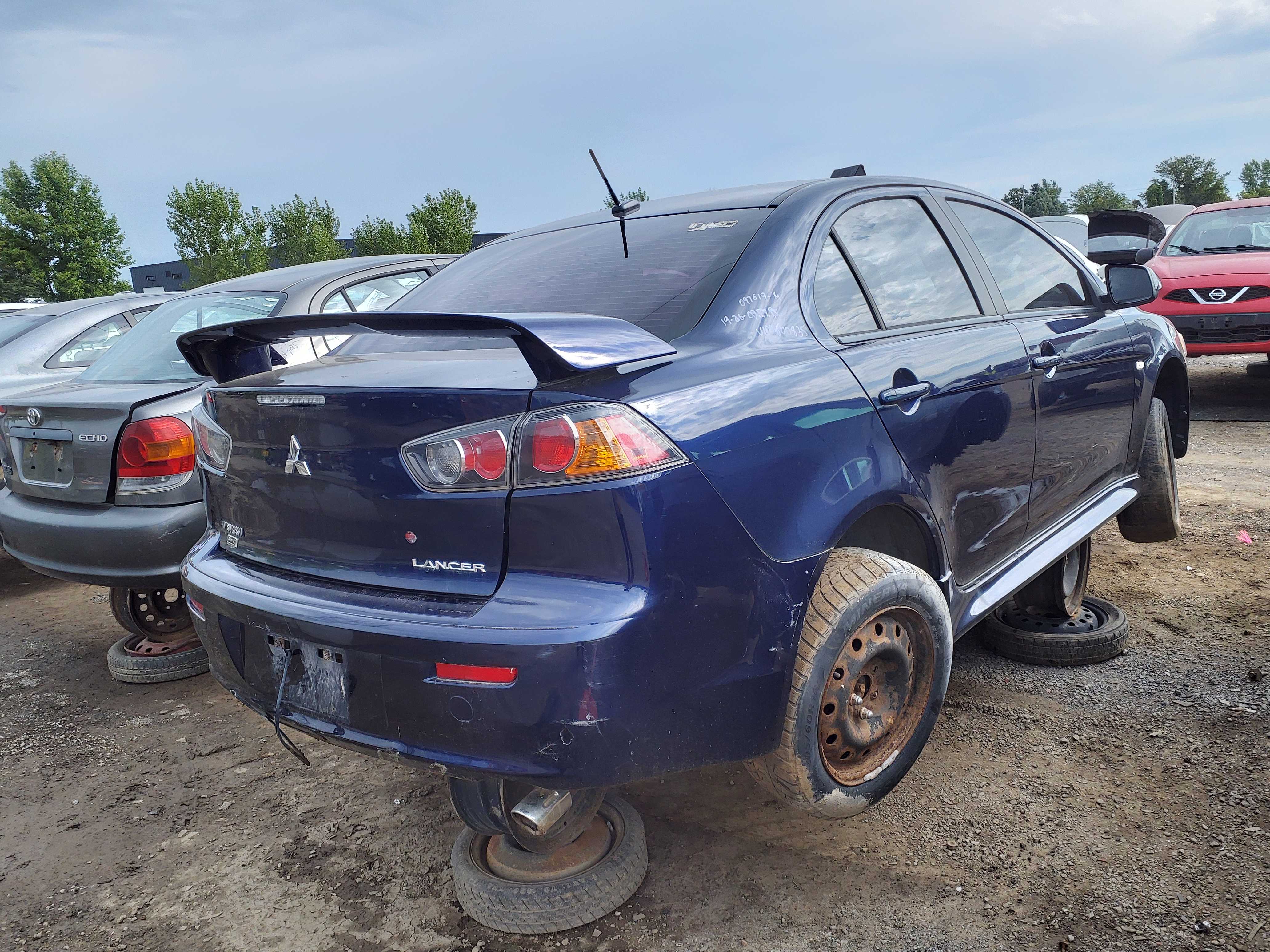 MITSUBISHI LANCER 2014