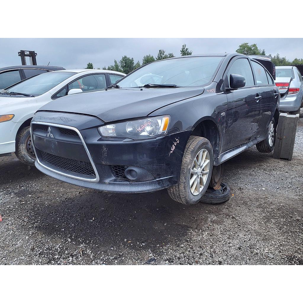 MITSUBISHI LANCER 2015
