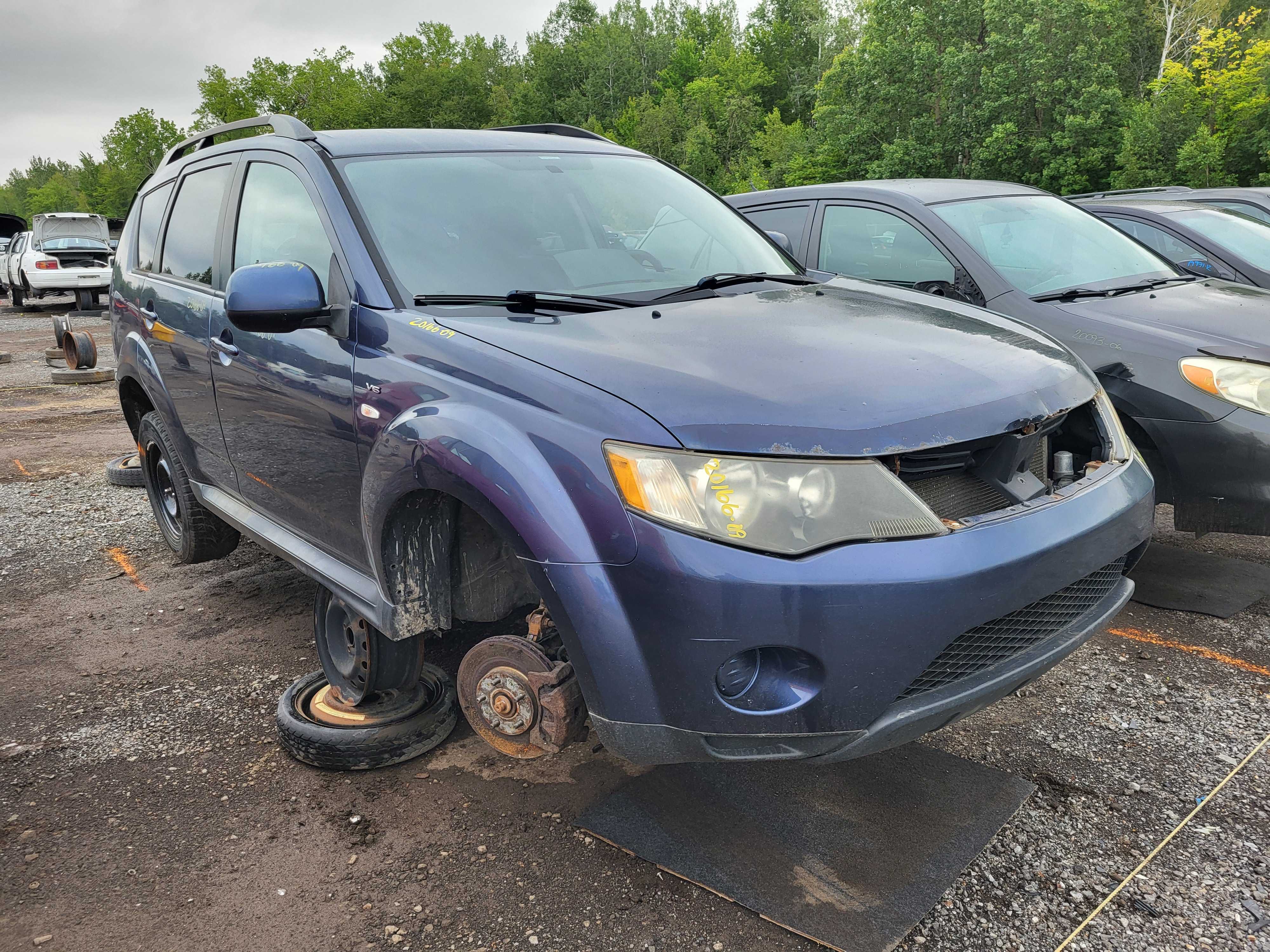MITSUBISHI OUTLANDER 2009