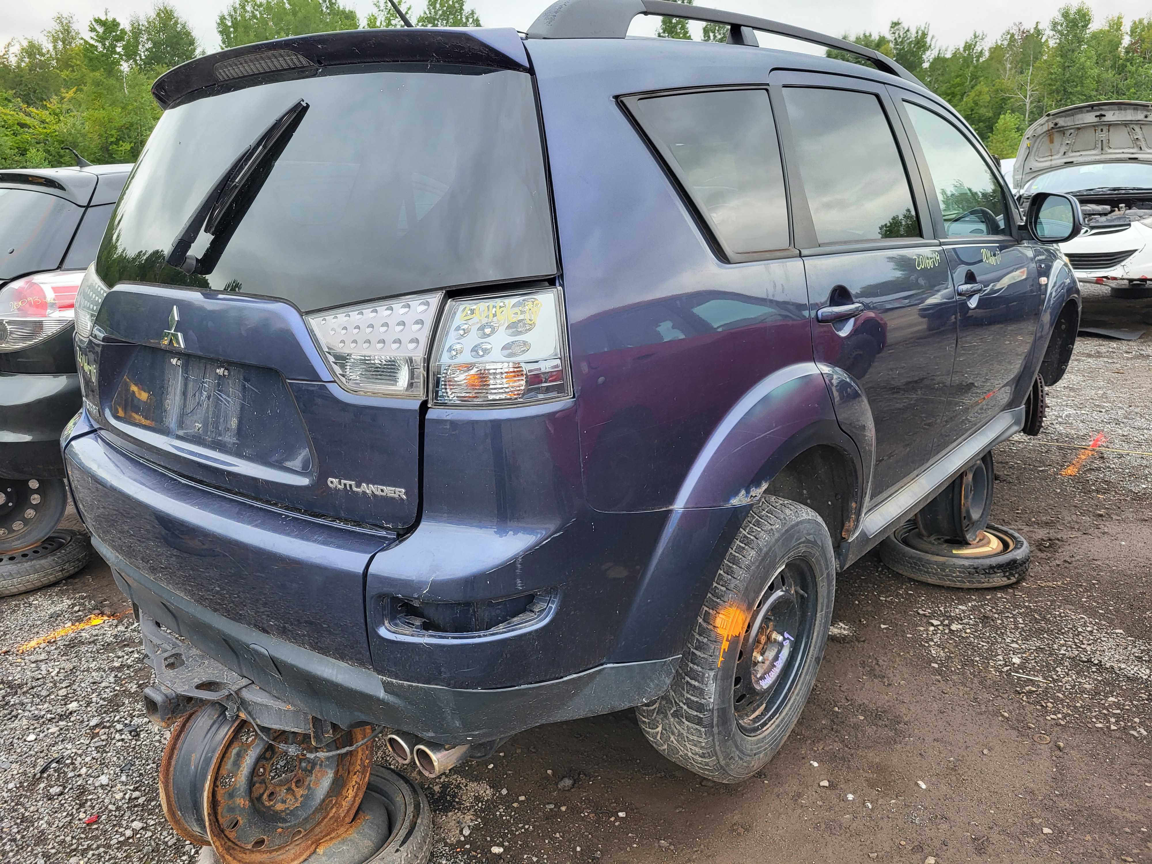 MITSUBISHI OUTLANDER 2009