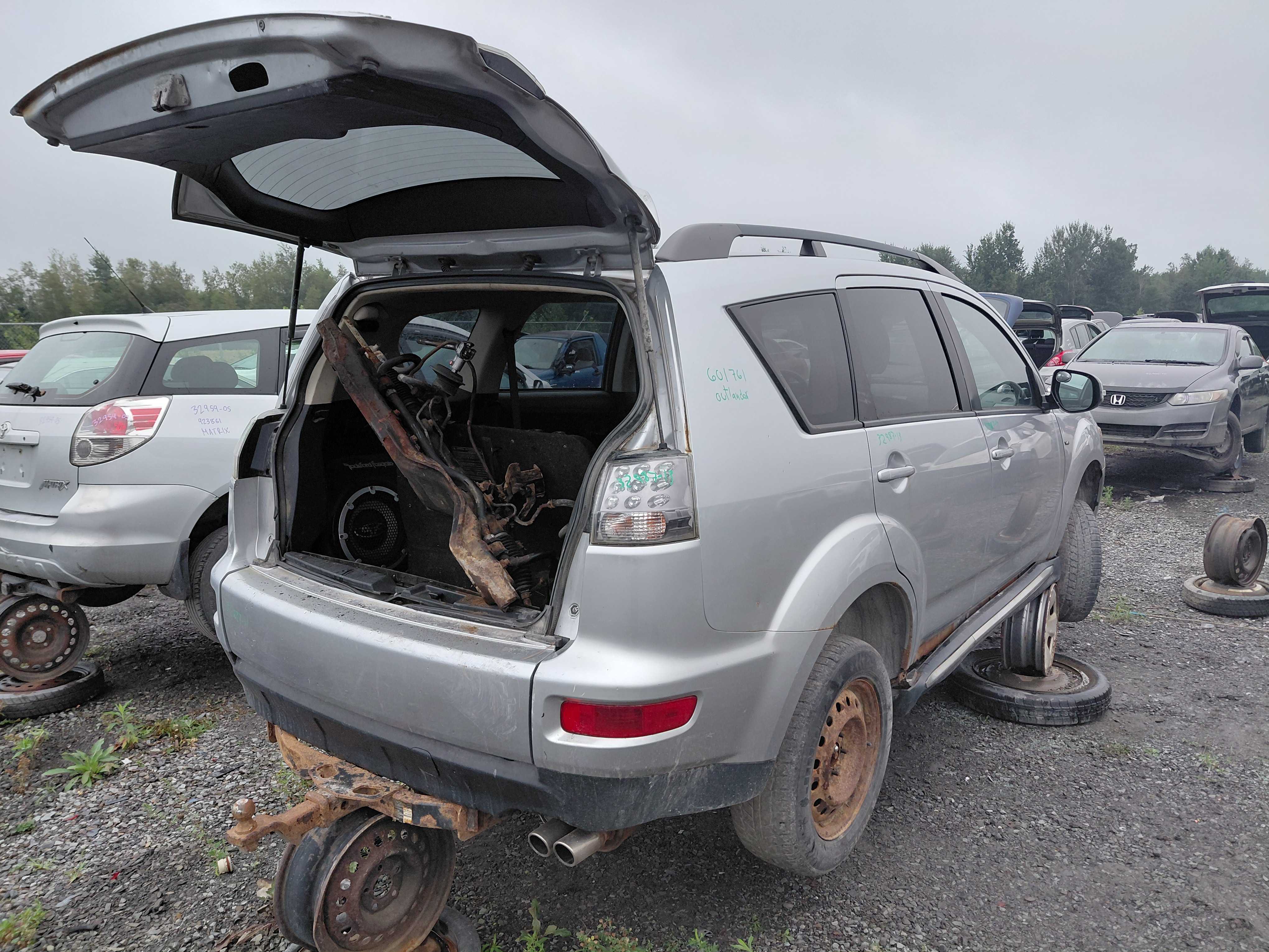 MITSUBISHI OUTLANDER 2013