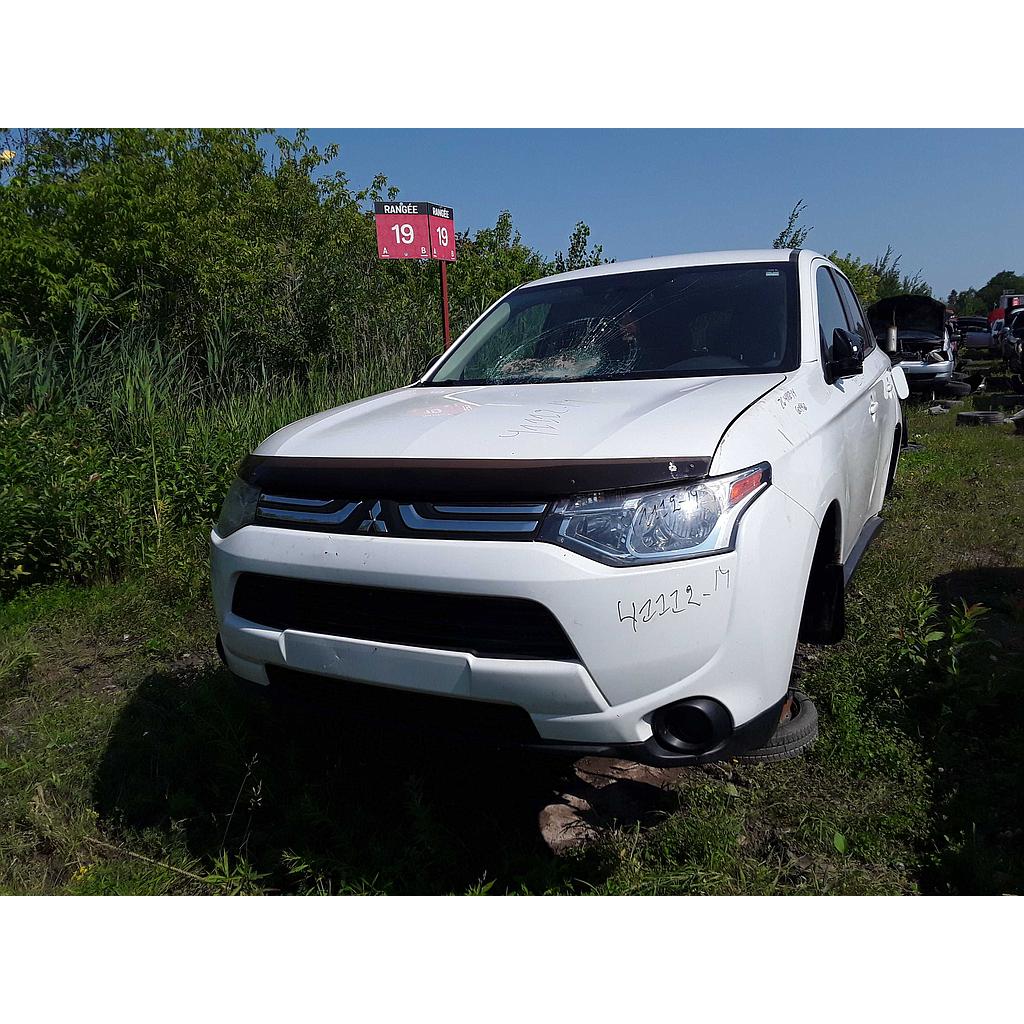 MITSUBISHI OUTLANDER 2014