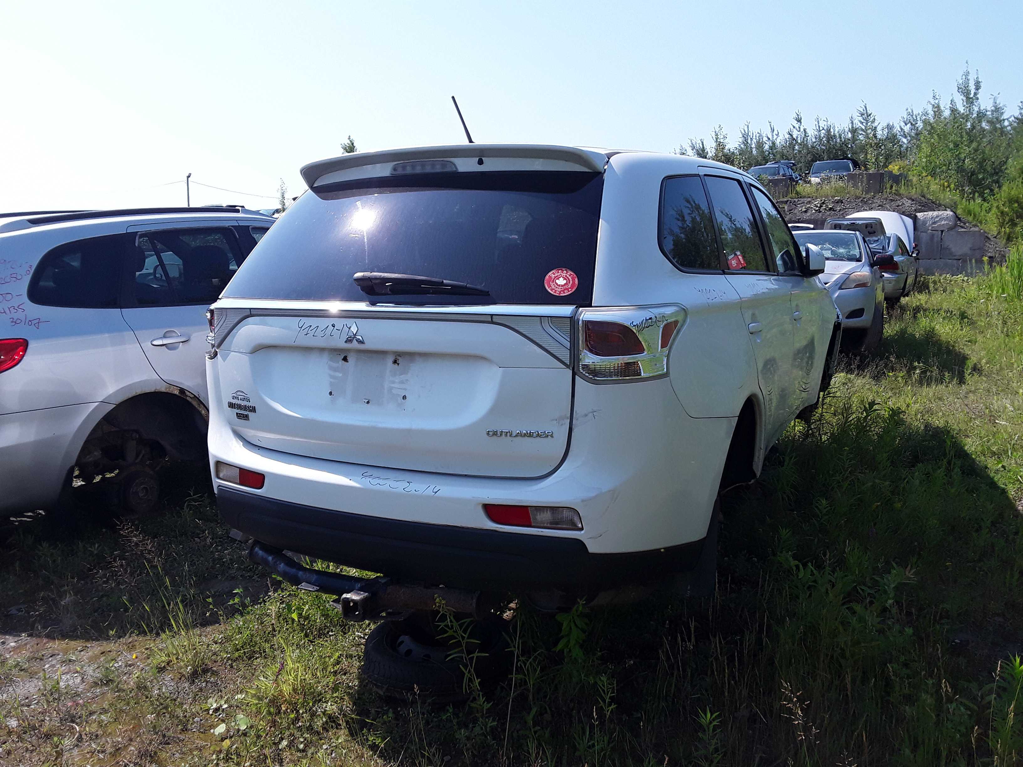 MITSUBISHI OUTLANDER 2014