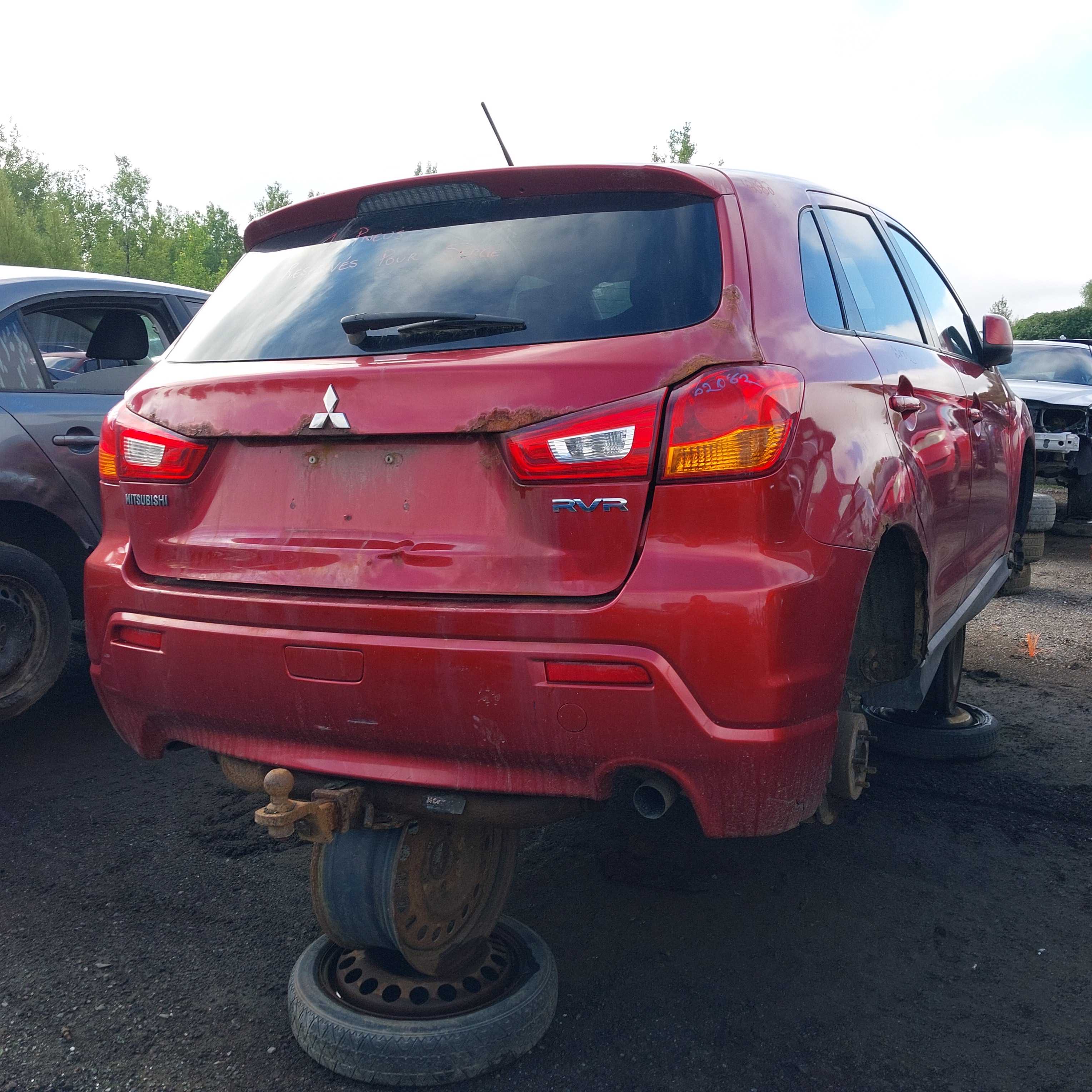 MITSUBISHI RVR 2012