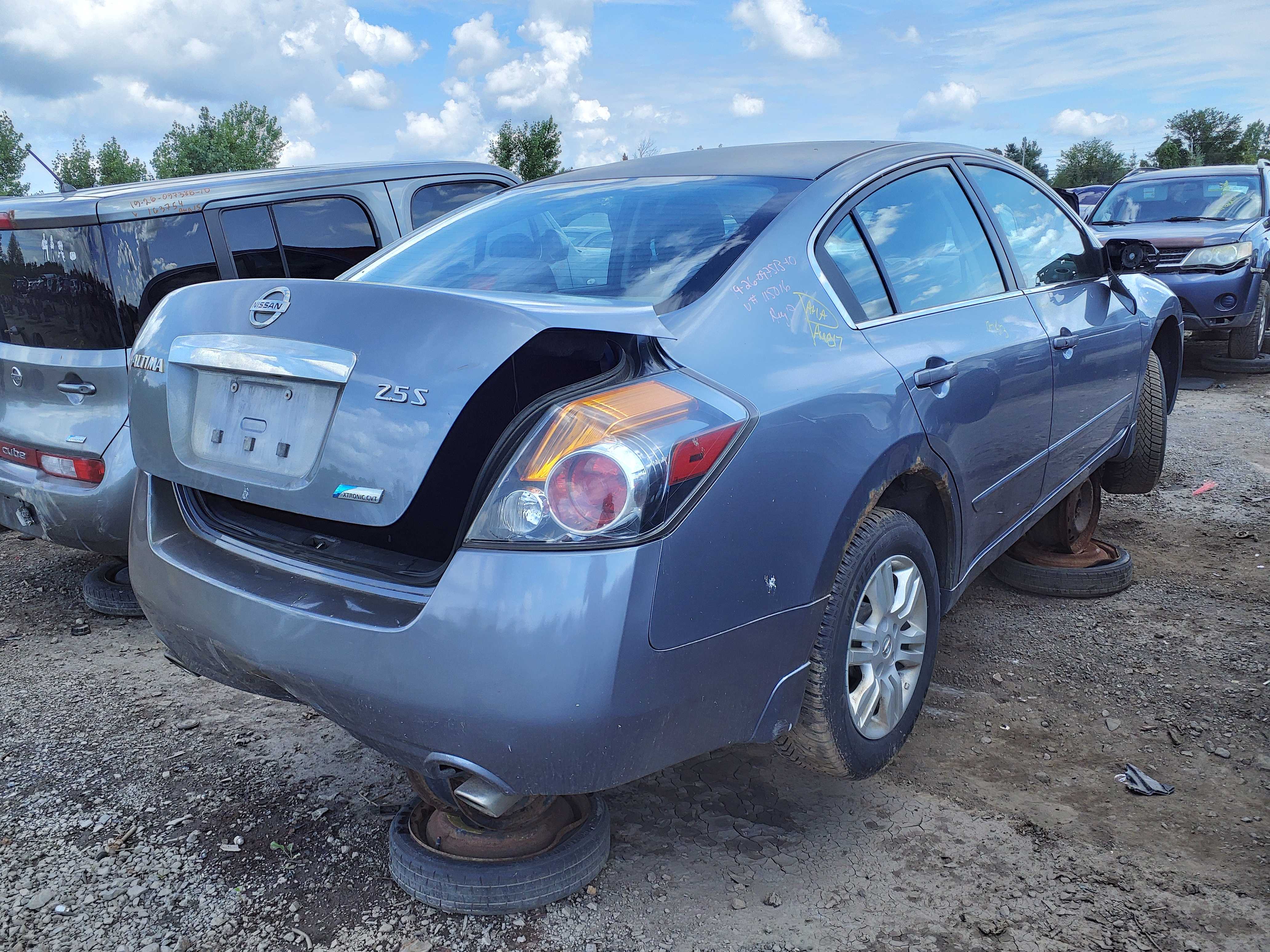 NISSAN ALTIMA 2010