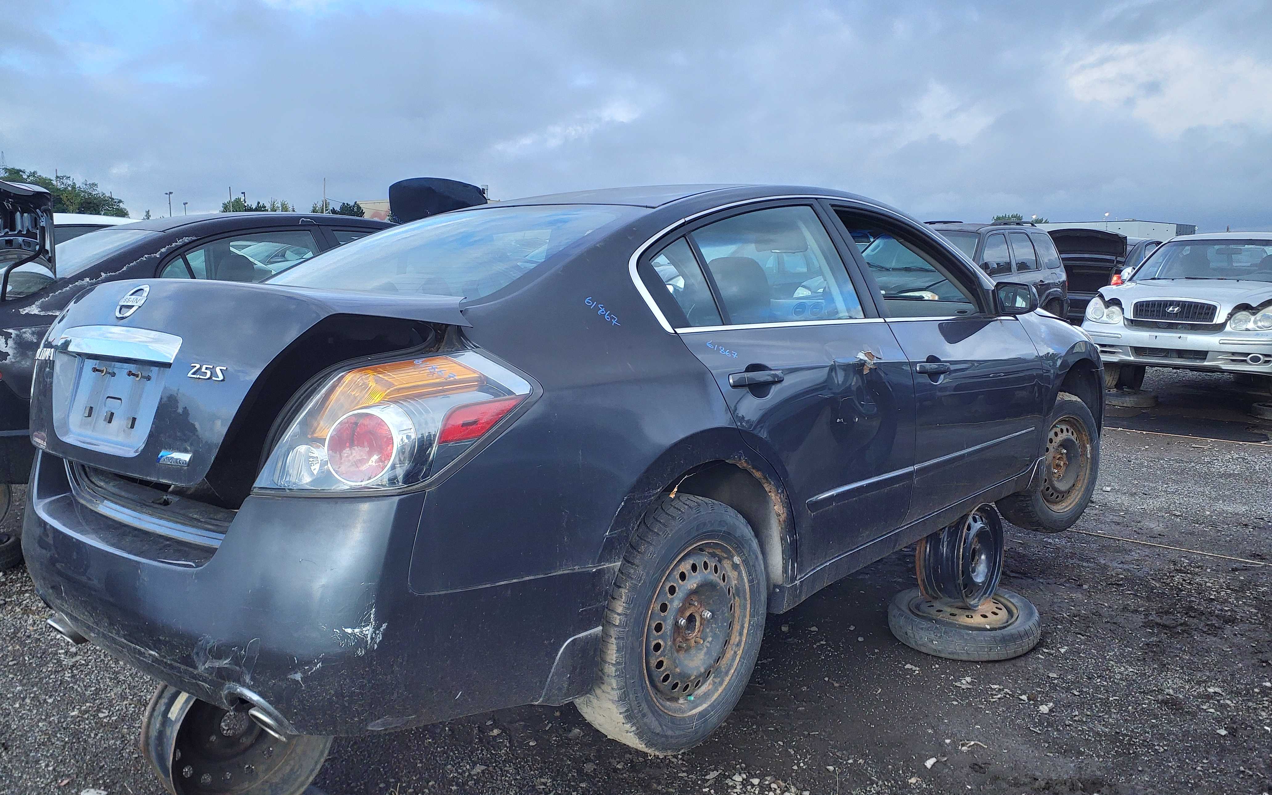 NISSAN ALTIMA 2010