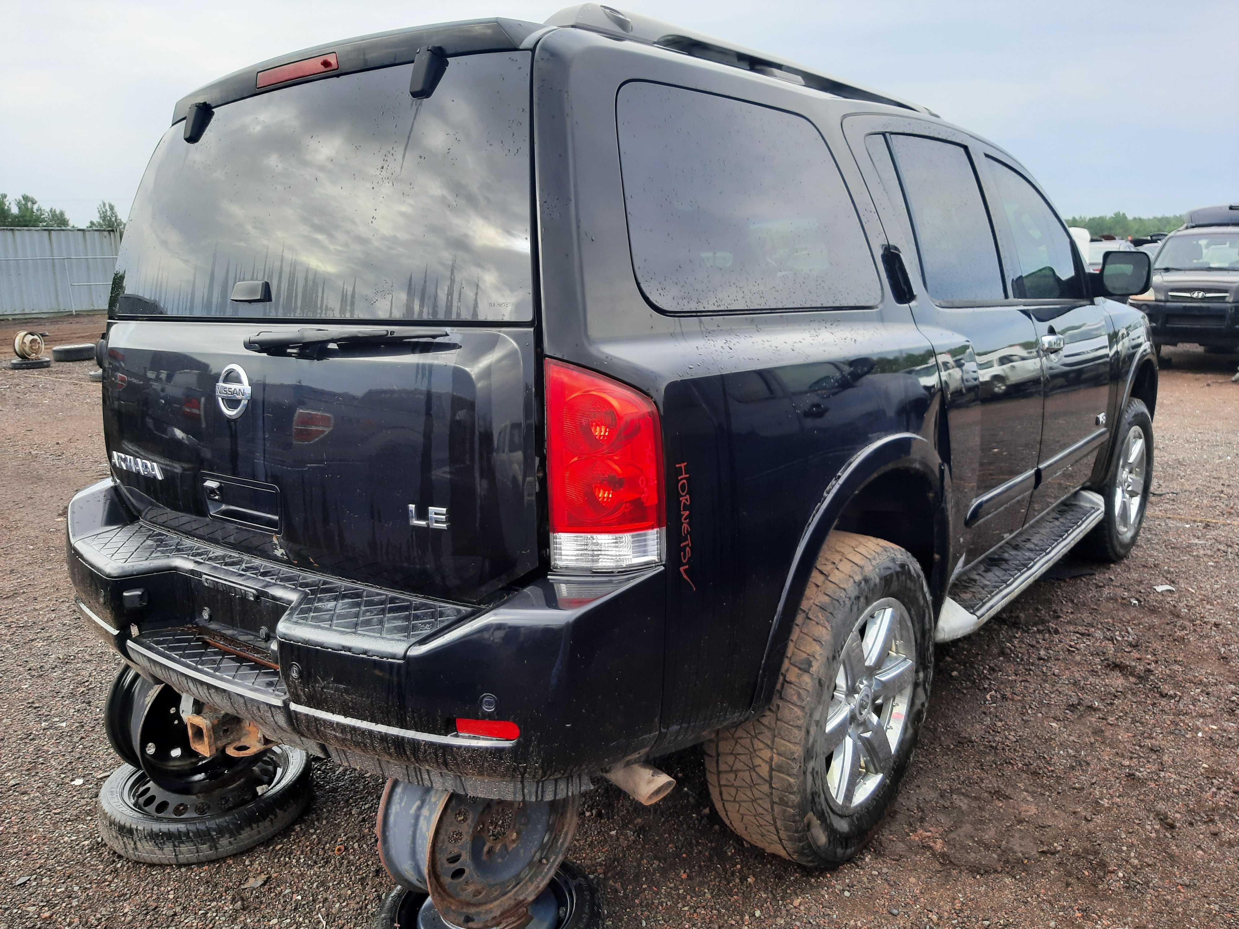 NISSAN ARMADA 2009