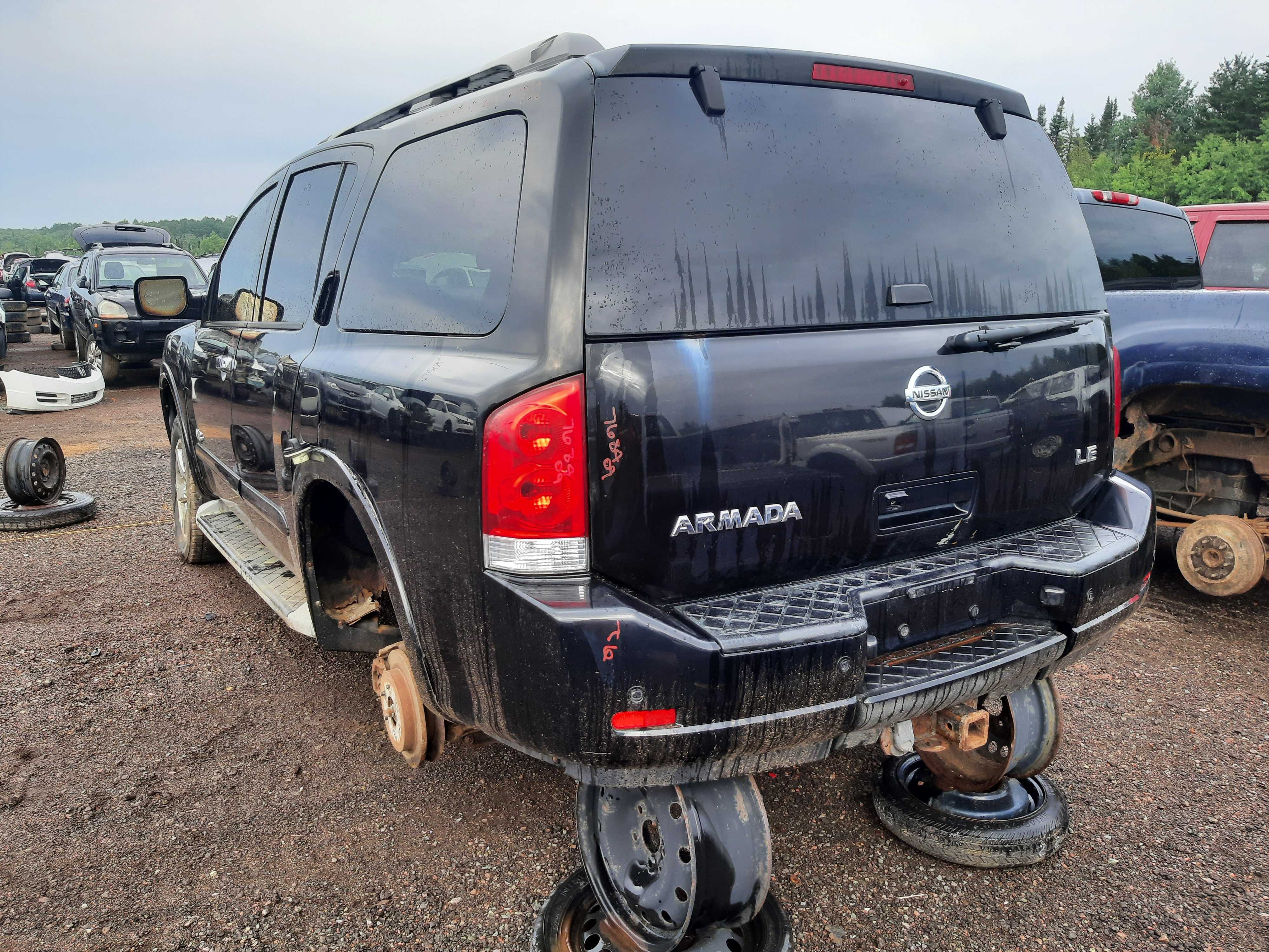 NISSAN ARMADA 2009
