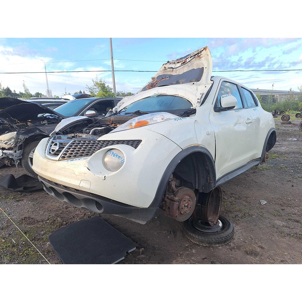 NISSAN JUKE 2011