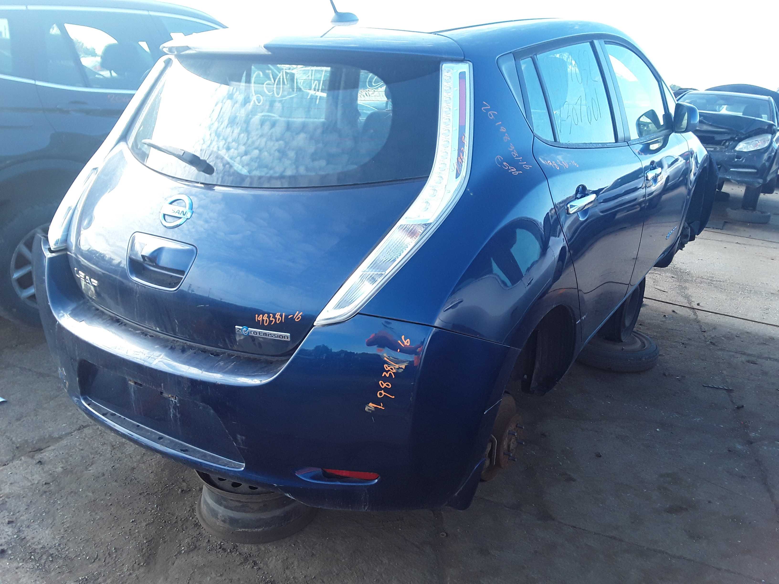NISSAN LEAF 2016