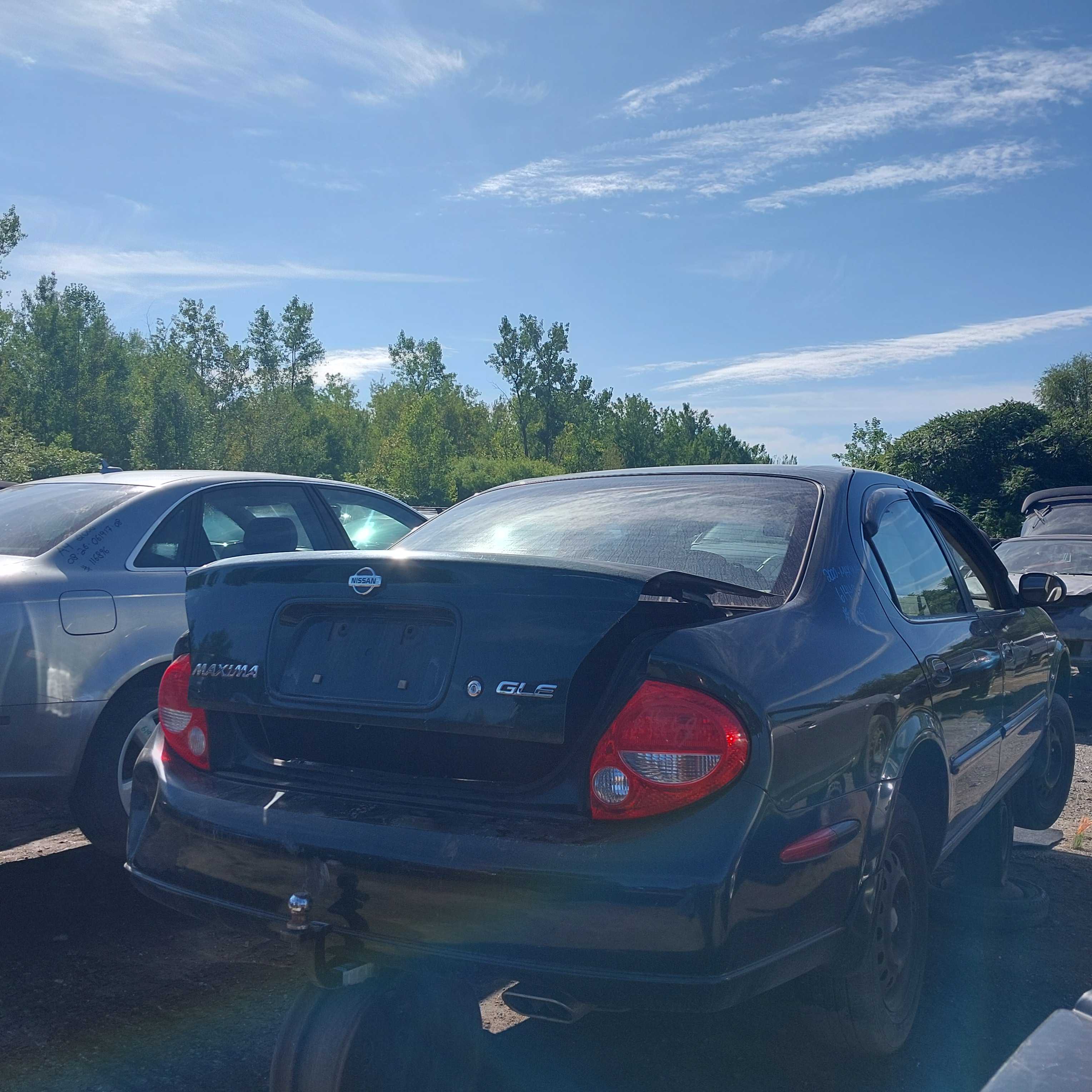 NISSAN MAXIMA 2000