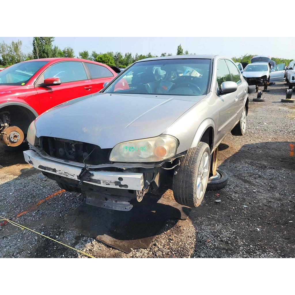 NISSAN MAXIMA 2002