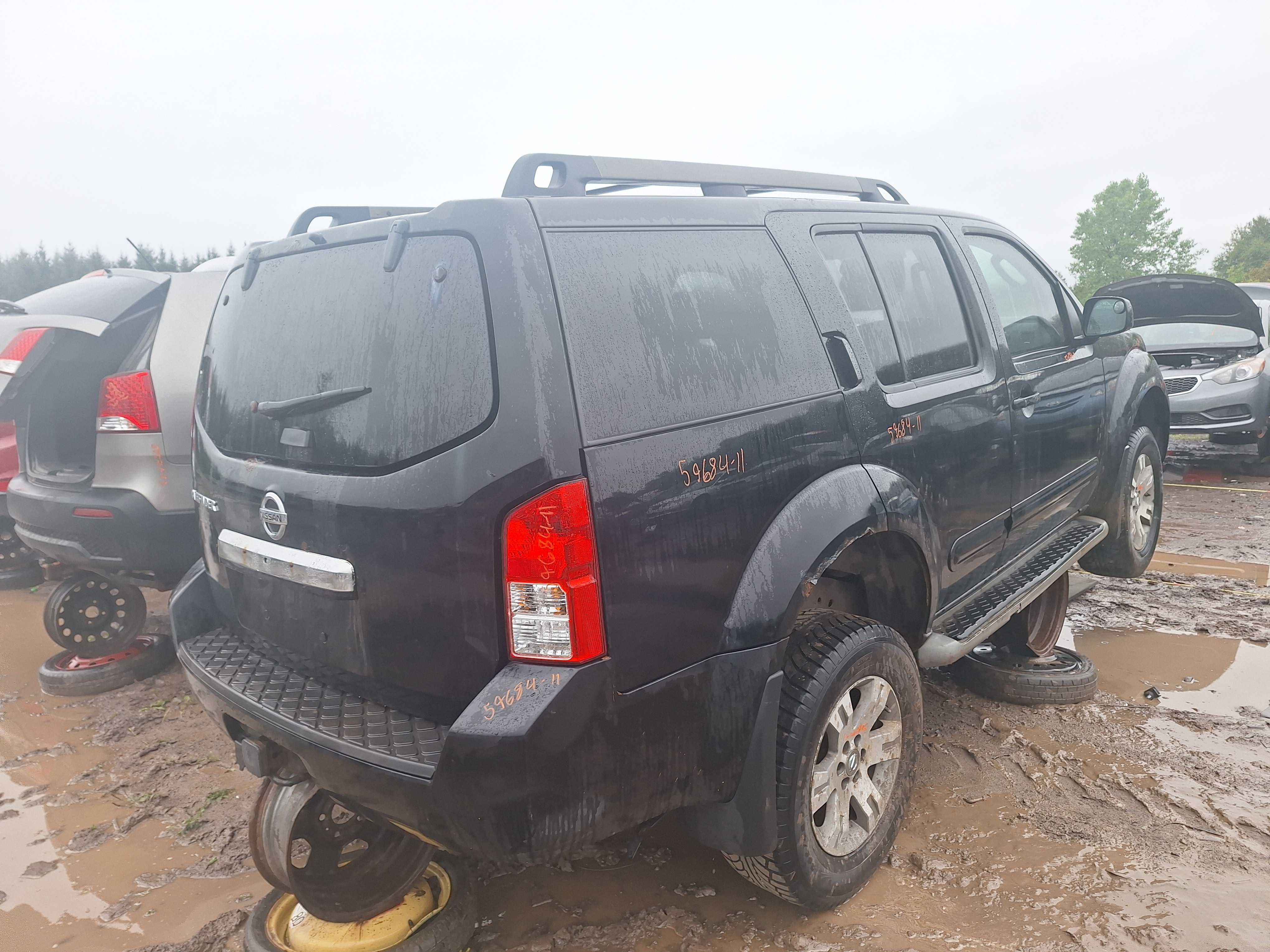 NISSAN PATHFINDER 2011