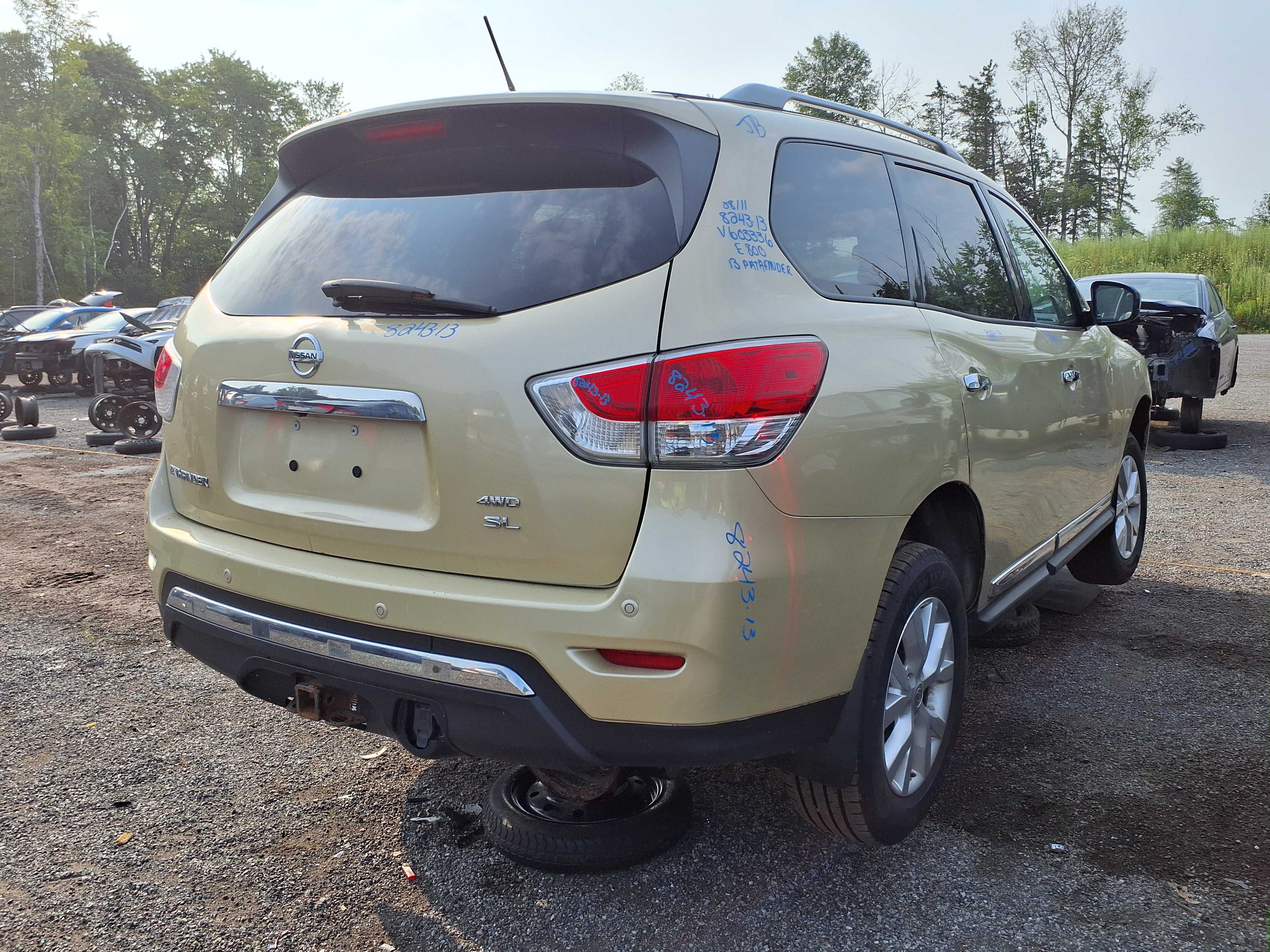 NISSAN PATHFINDER 2013