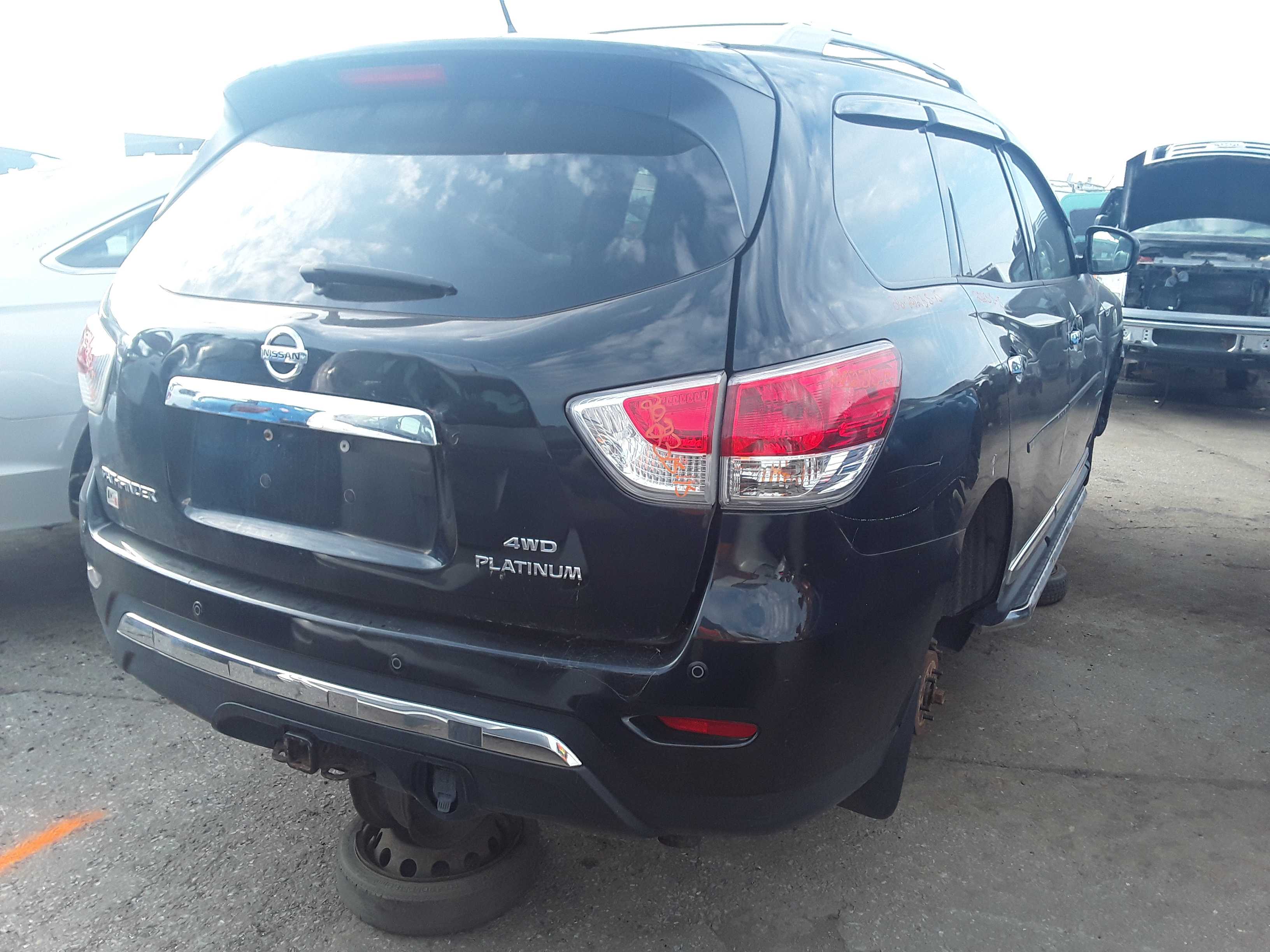 NISSAN PATHFINDER 2015