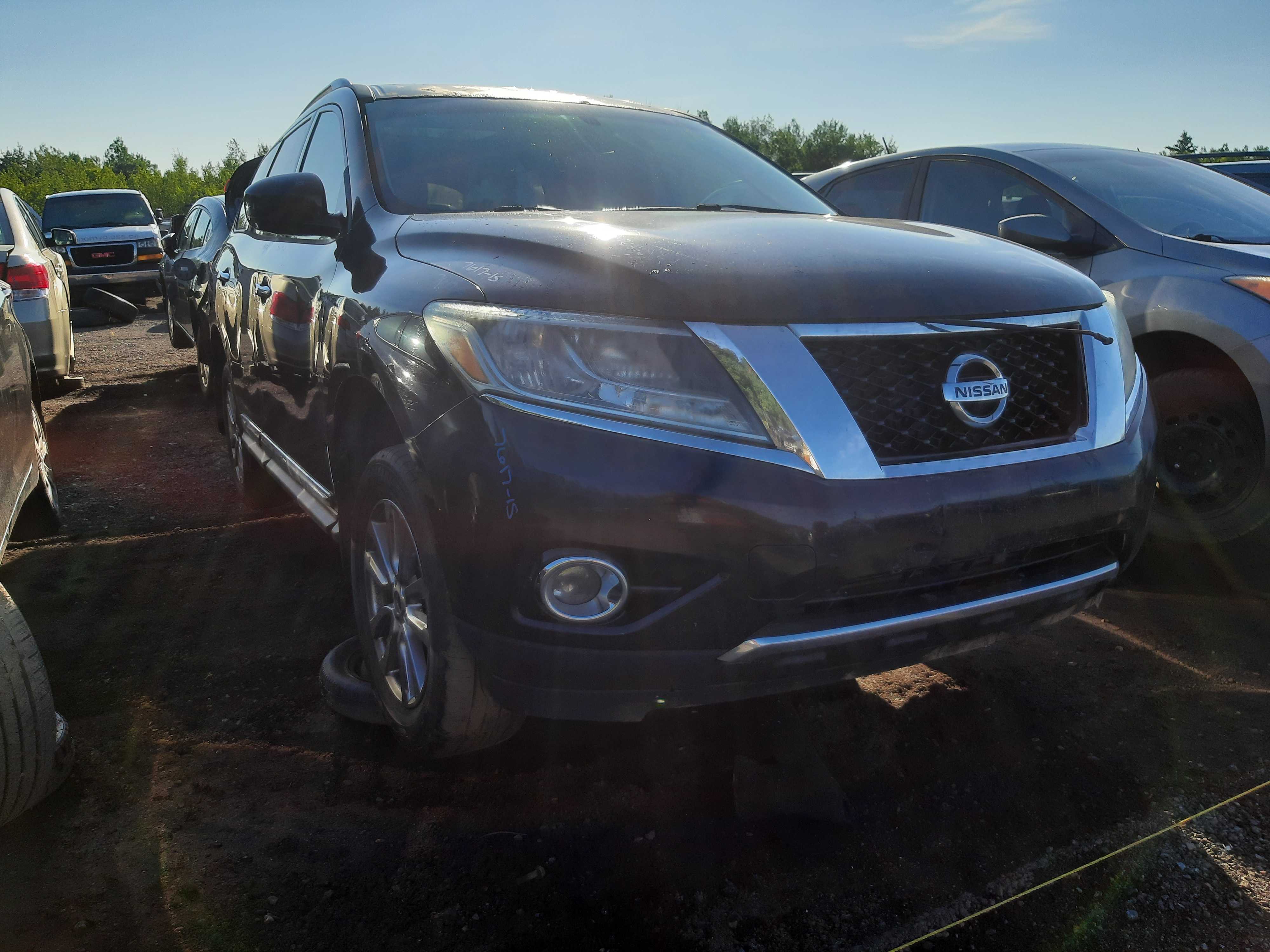 NISSAN PATHFINDER 2015