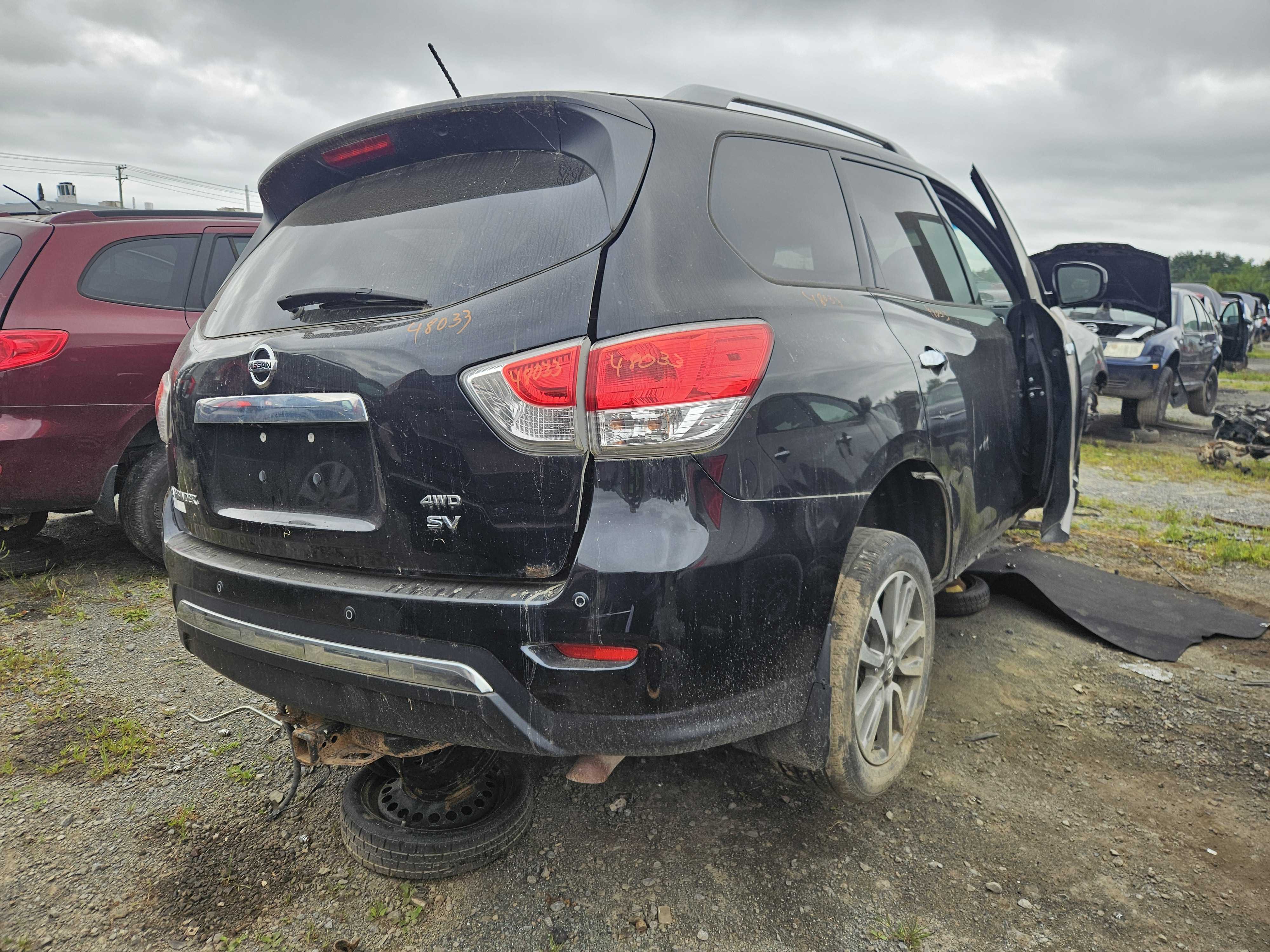 NISSAN PATHFINDER 2015