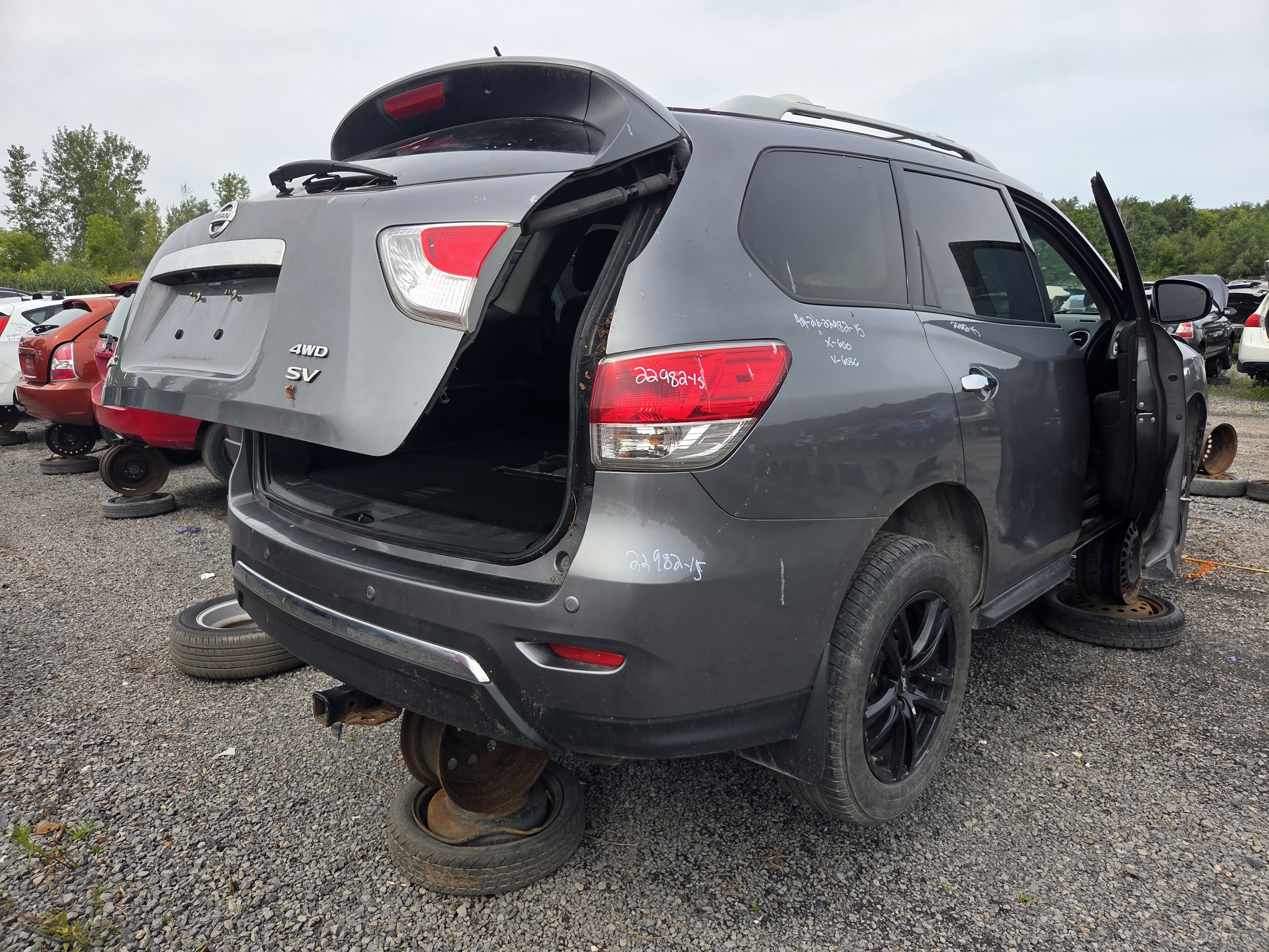 NISSAN PATHFINDER 2015